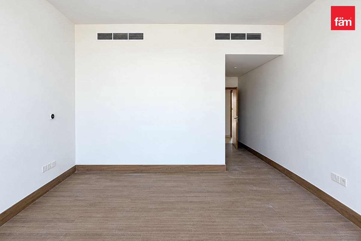 4 bedroom townhouse in Opal Gardens, photograph 16 of 20