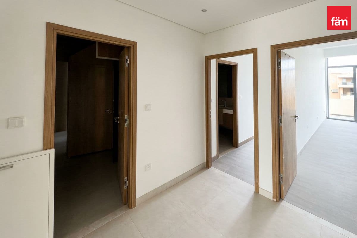 4 bedroom townhouse in Opal Gardens, photograph 10 of 20