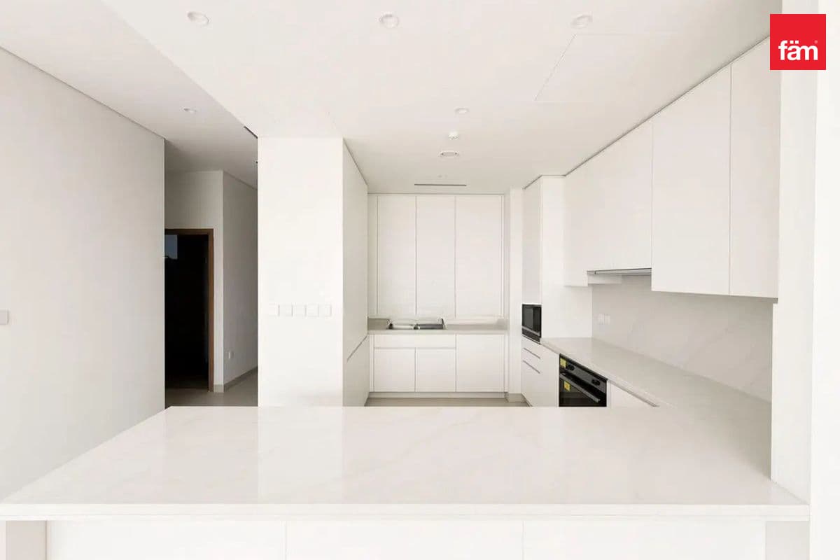 4 bedroom townhouse in Opal Gardens, photograph 7 of 20