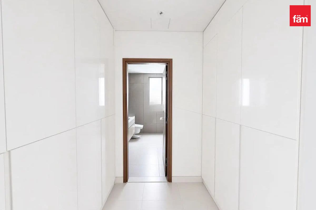 4 bedroom townhouse in Opal Gardens, photograph 13 of 20