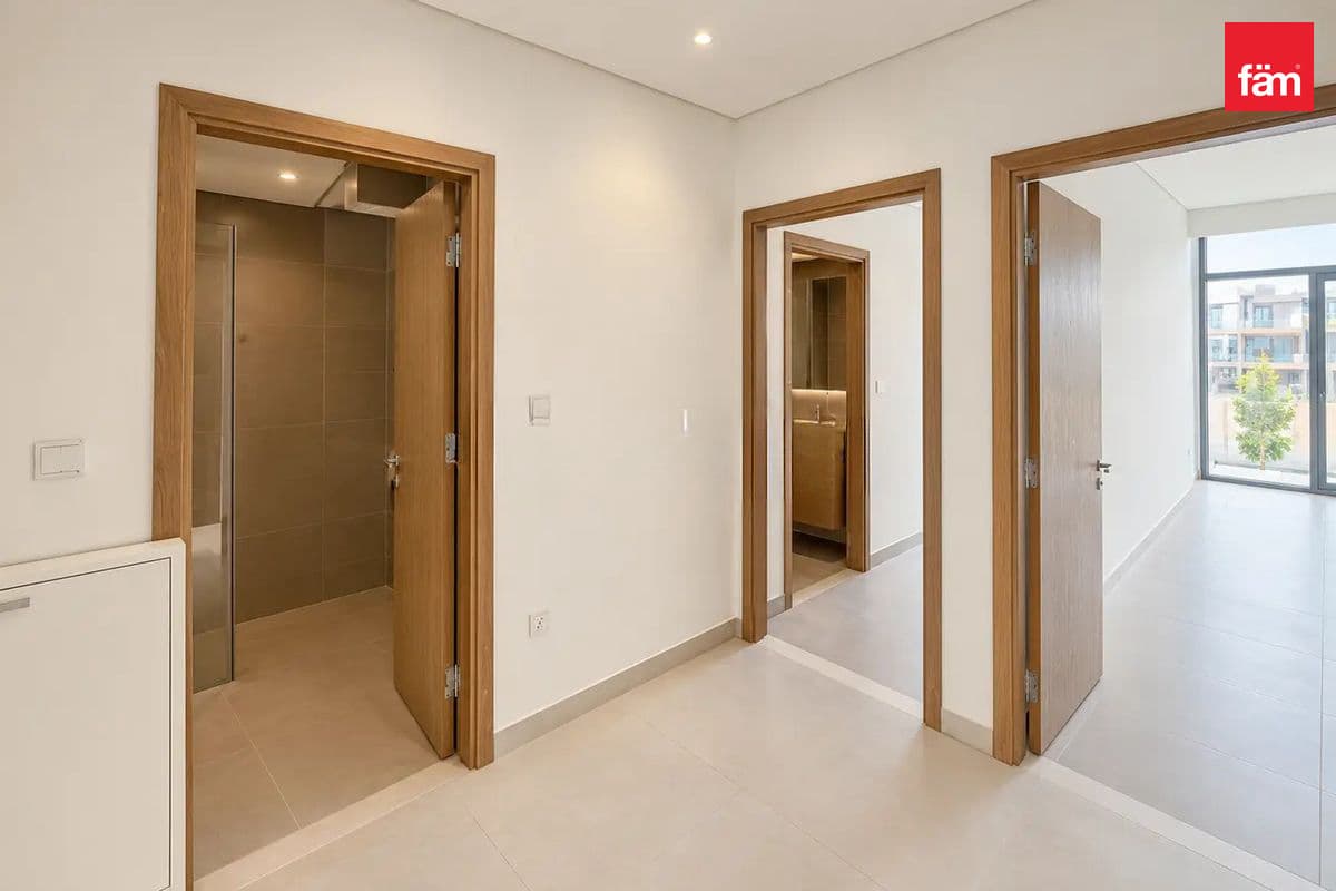 4 bedroom townhouse in Opal Gardens, photograph 14 of 20