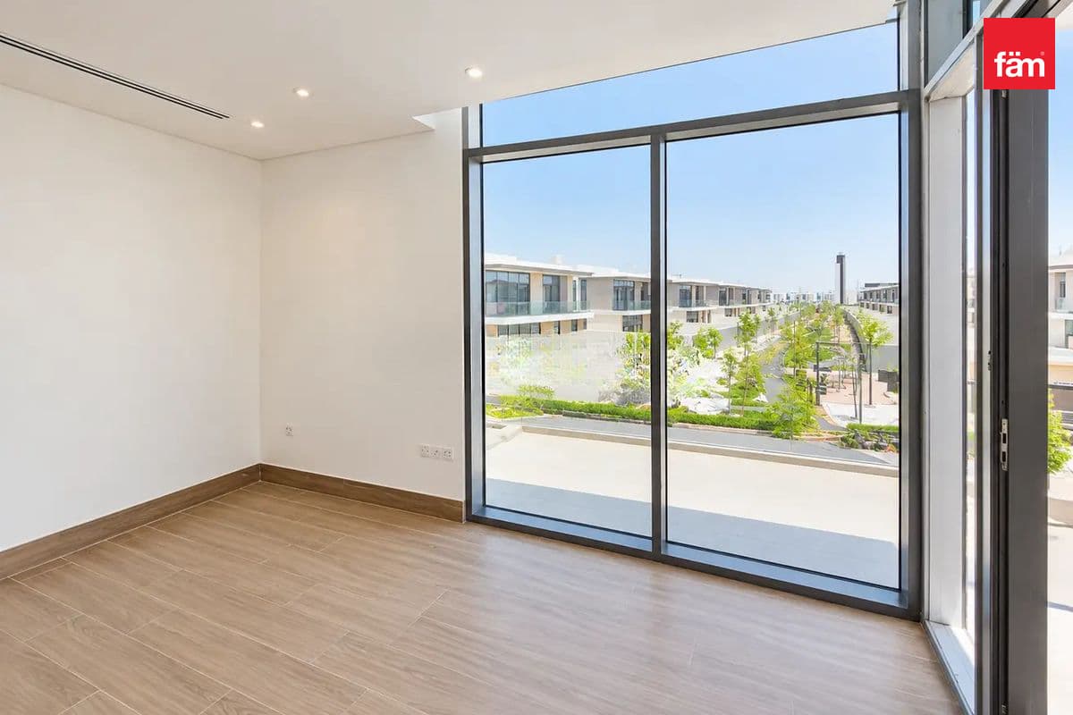 4 bedroom townhouse in Opal Gardens, photograph 20 of 20