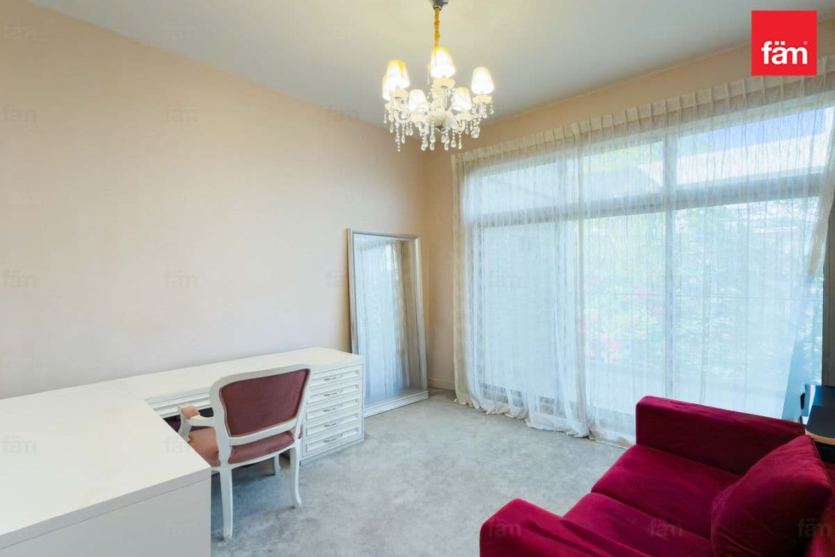 4 bedroom townhouse in The Polo Townhouses, photograph 20 of 20