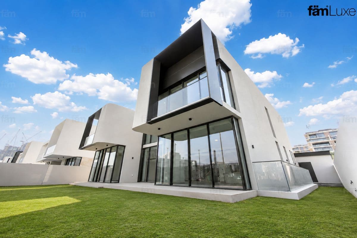 Villa in Address Hillcrest