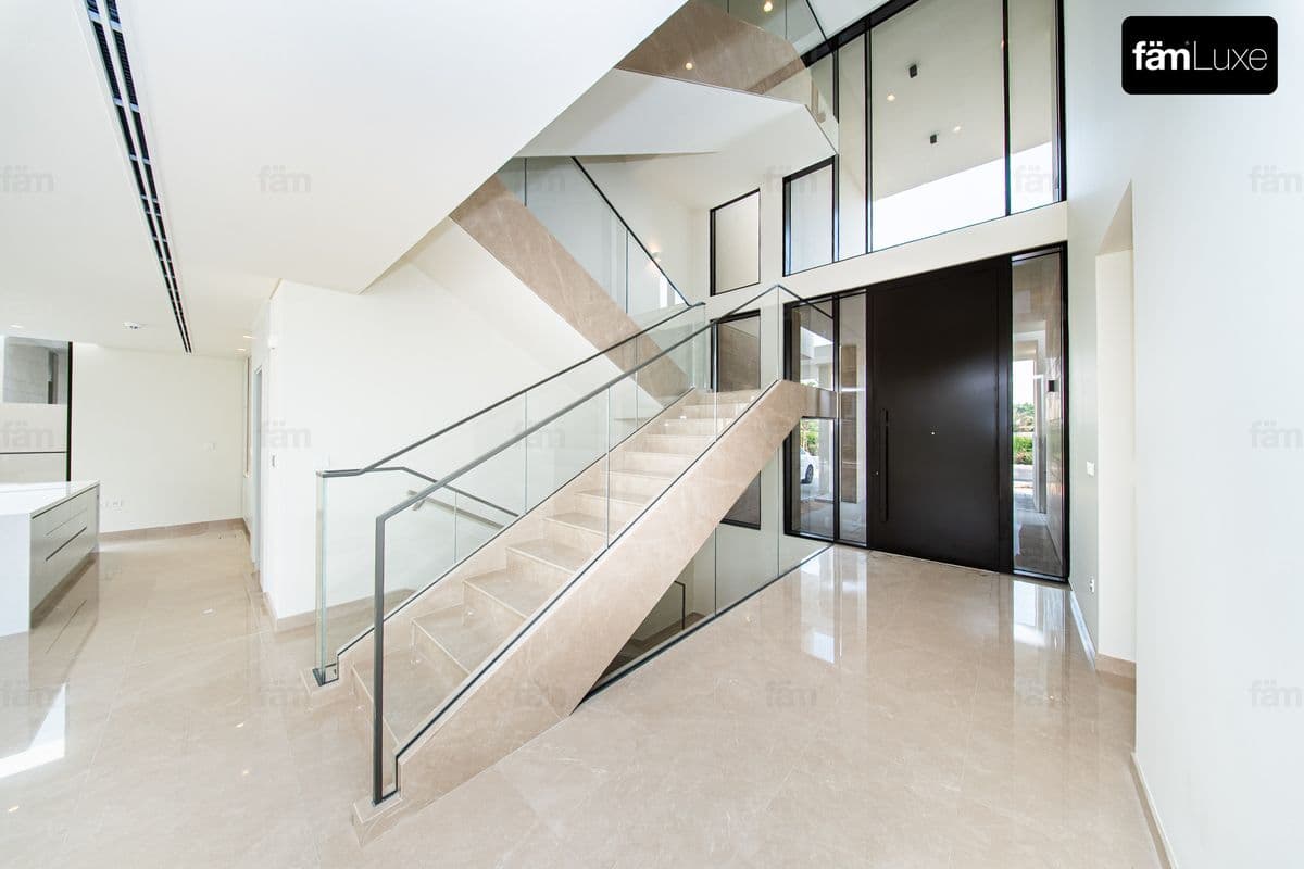 5 bedroom villa in Address Hillcrest, photograph 5 of 20