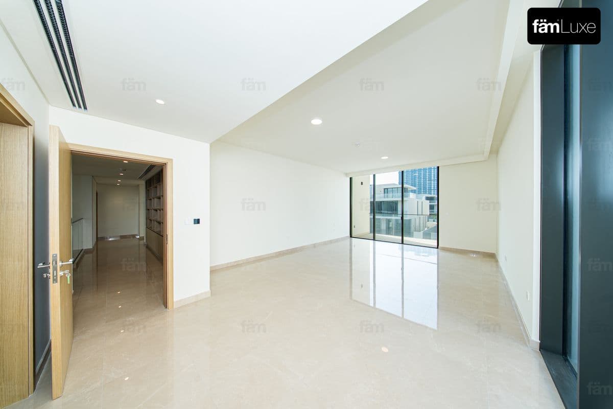 5 bedroom villa in Address Hillcrest, photograph 14 of 20