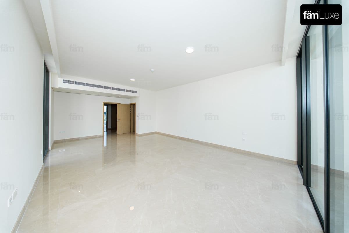 5 bedroom villa in Address Hillcrest, photograph 12 of 20