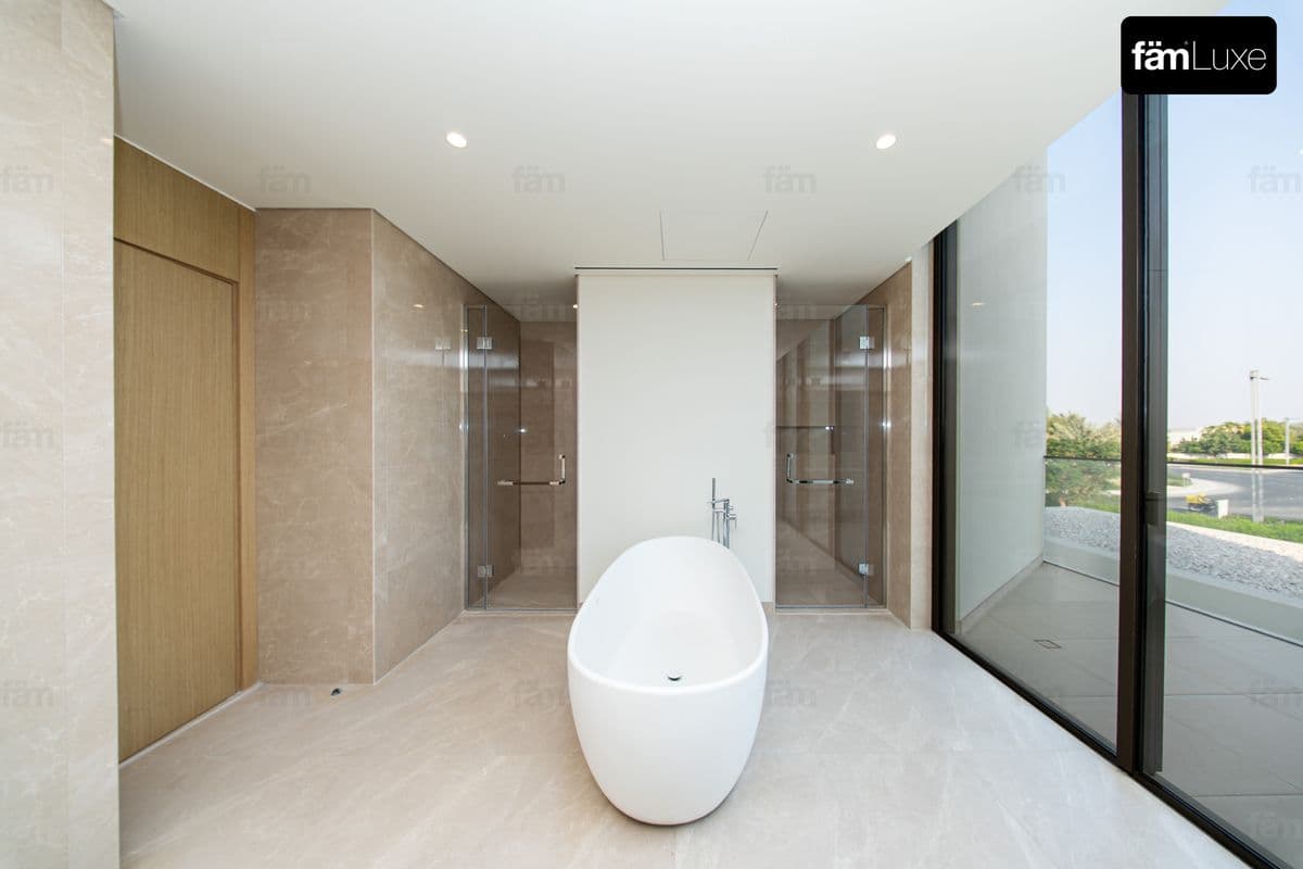 5 bedroom villa in Address Hillcrest, photograph 18 of 20