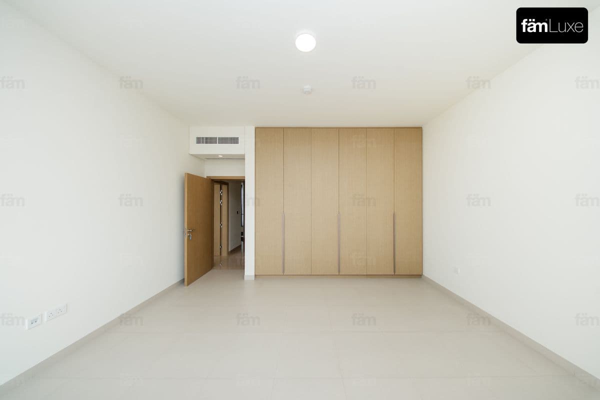 5 bedroom villa in Address Hillcrest, photograph 15 of 20