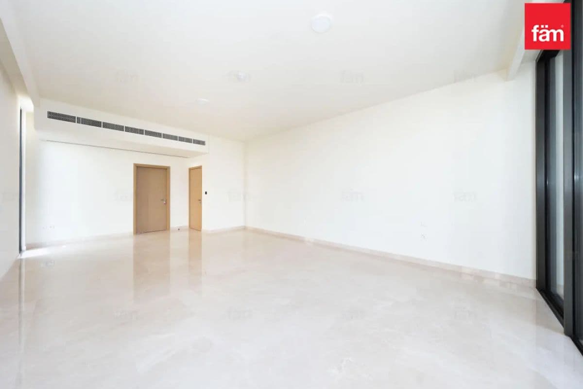5 bedroom villa in Address Hillcrest, photograph 18 of 20