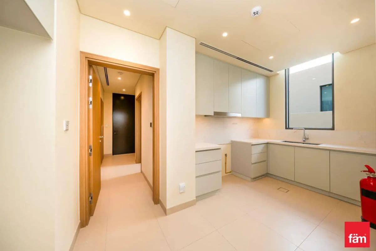 5 bedroom villa in Address Hillcrest, photograph 19 of 20