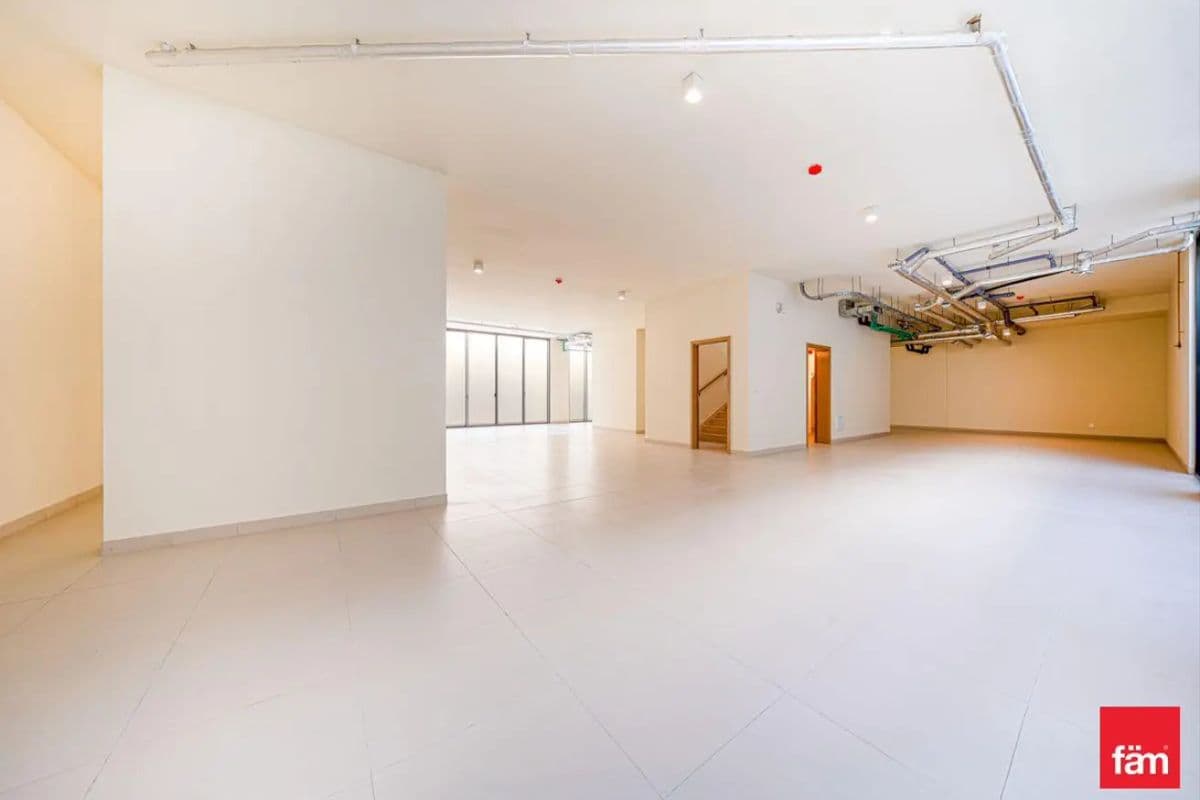 5 bedroom villa in Address Hillcrest, photograph 16 of 20