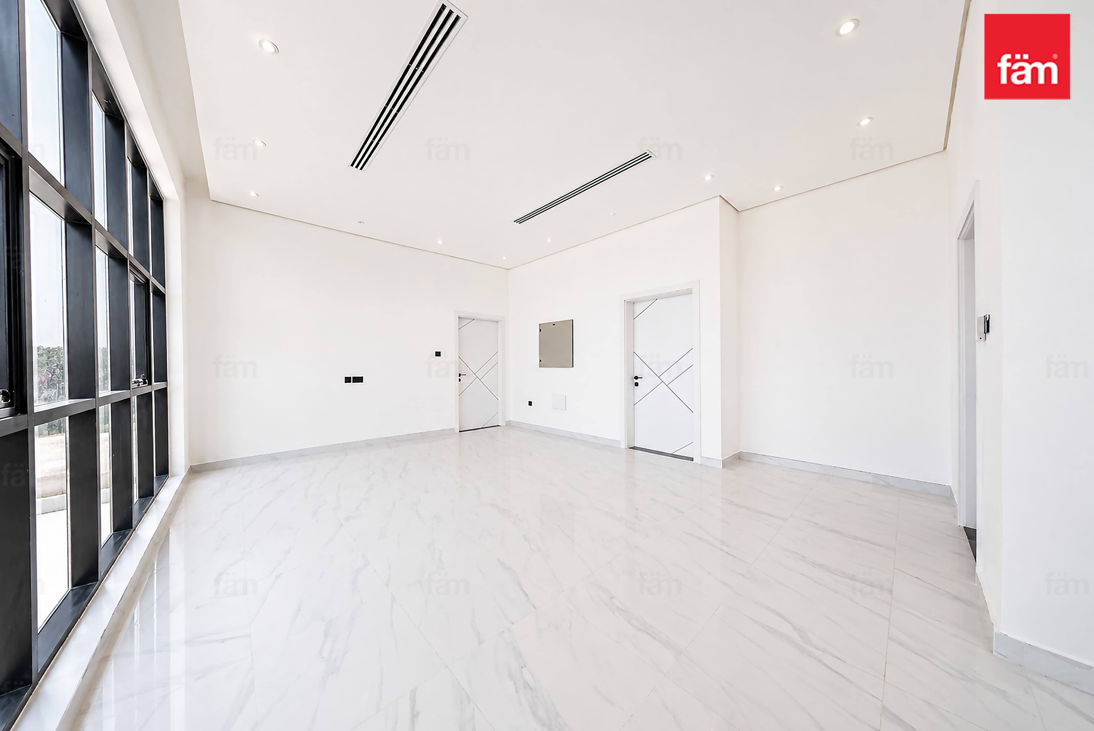 4 bedroom villa in Al Barsha 2 Villas, photograph 9 of 20