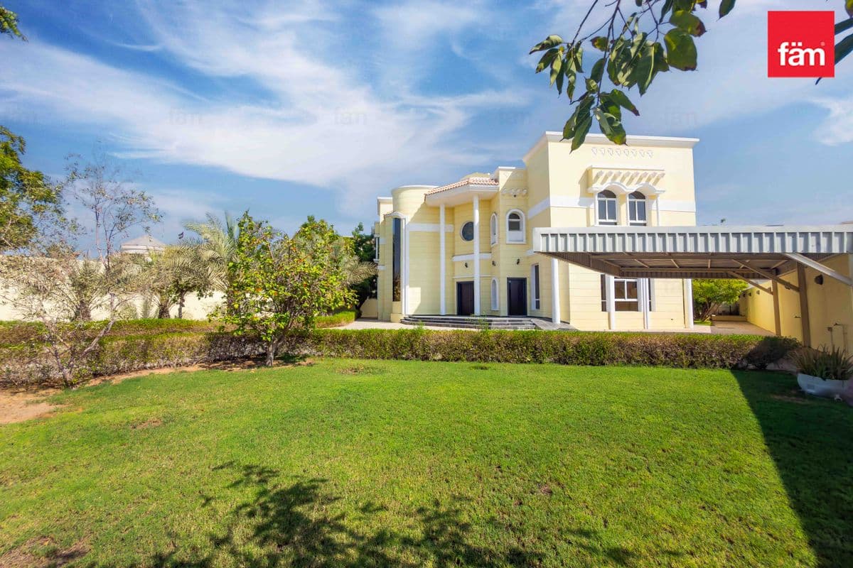 5br Ind Villa | Renovated | New Pool & Garden