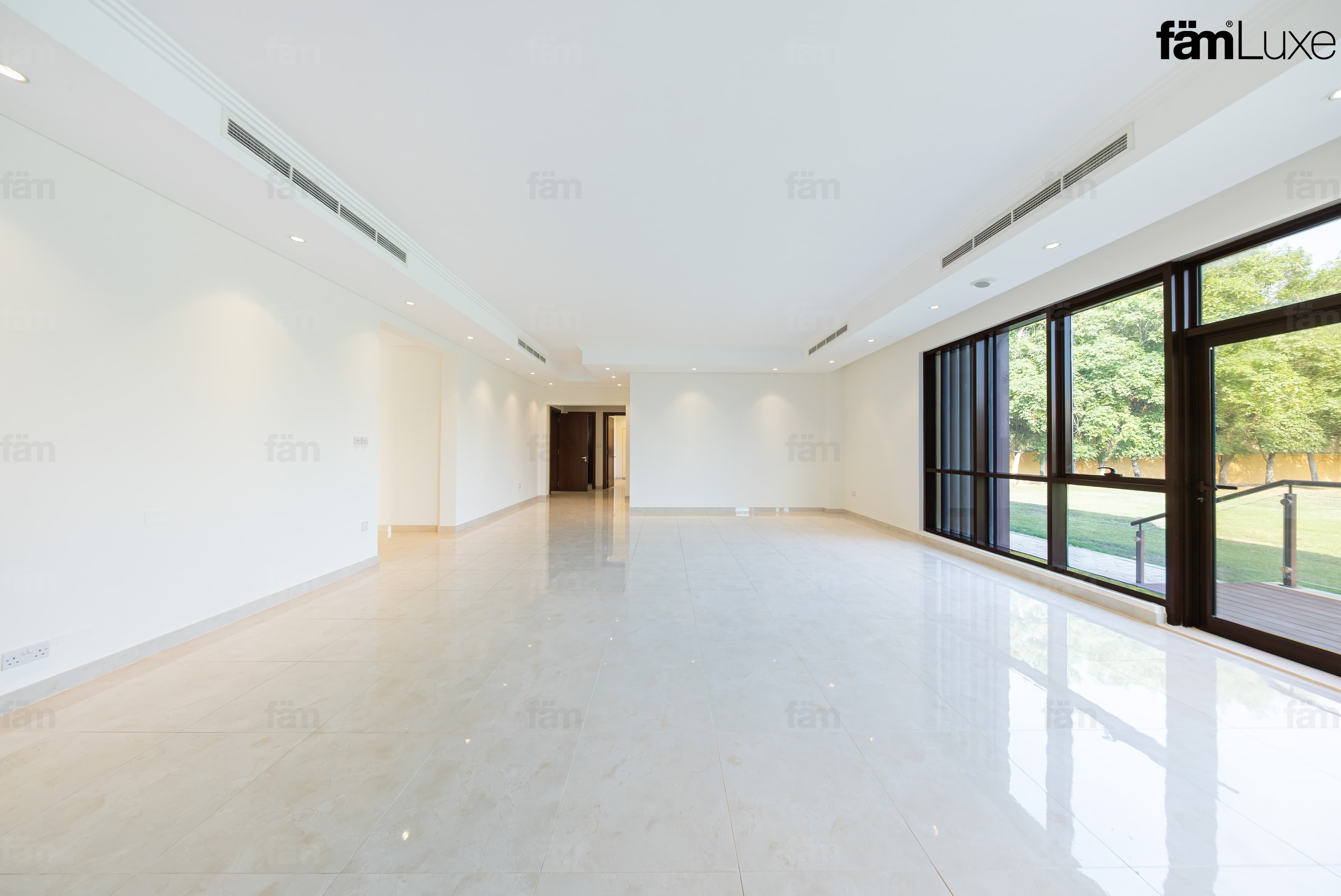 5 bedroom villa in Al Barsha 2 Villas, photograph 14 of 20
