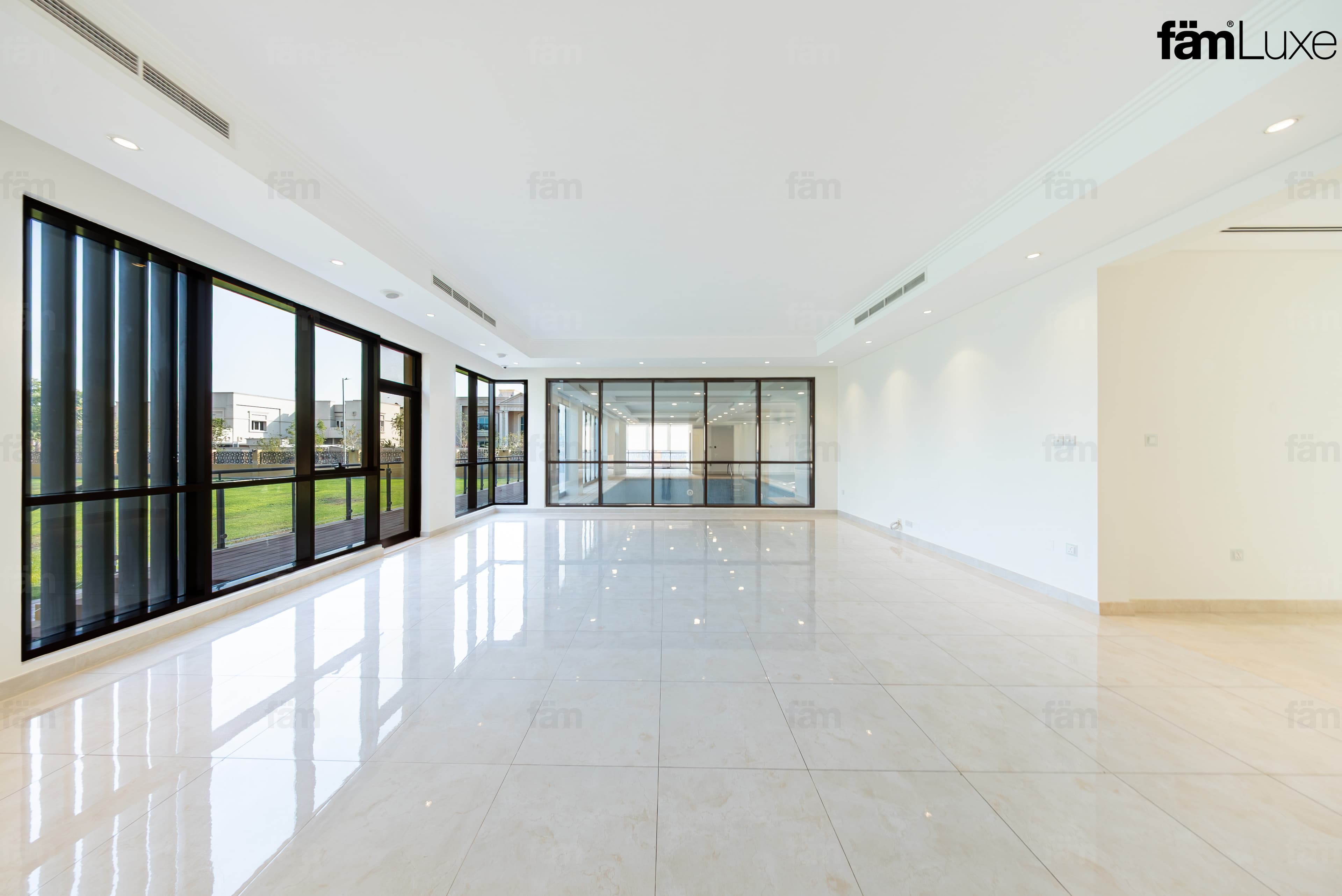 5 bedroom villa in Al Barsha 2 Villas, photograph 6 of 20