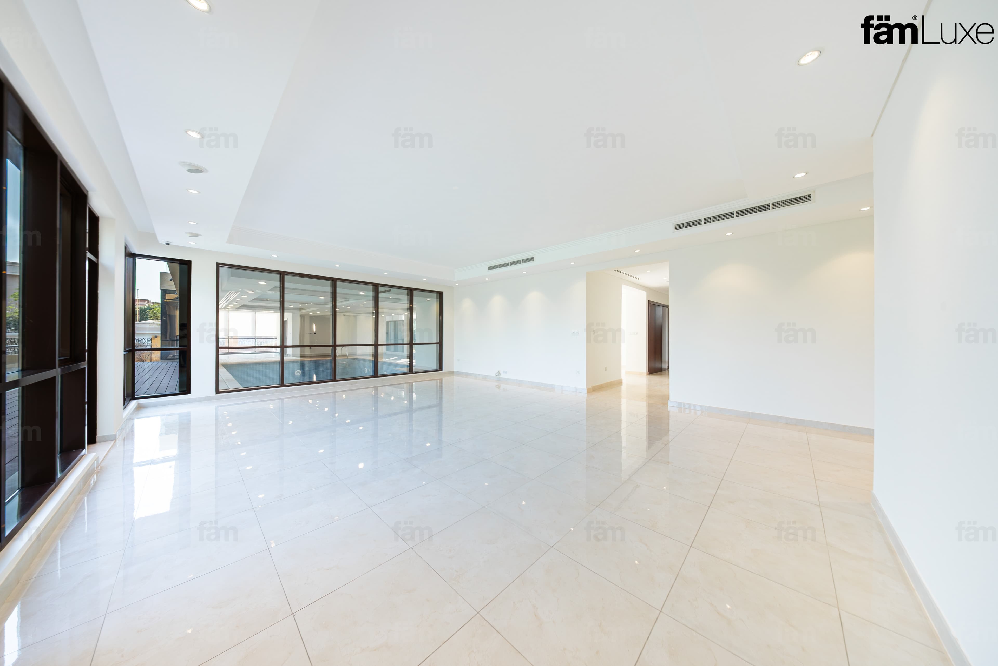 5 bedroom villa in Al Barsha 2 Villas, photograph 16 of 20
