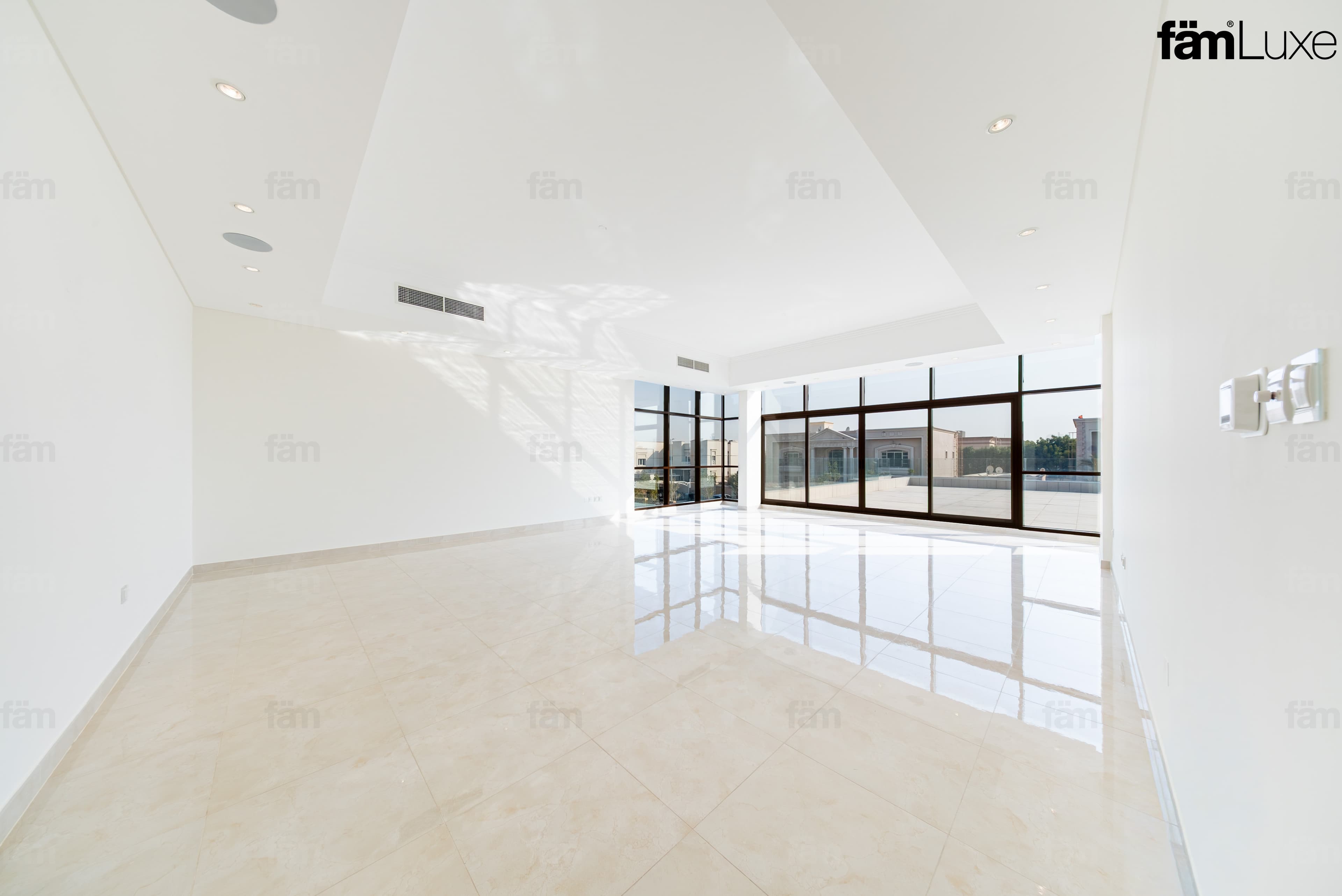 5 bedroom villa in Al Barsha 2 Villas, photograph 10 of 20