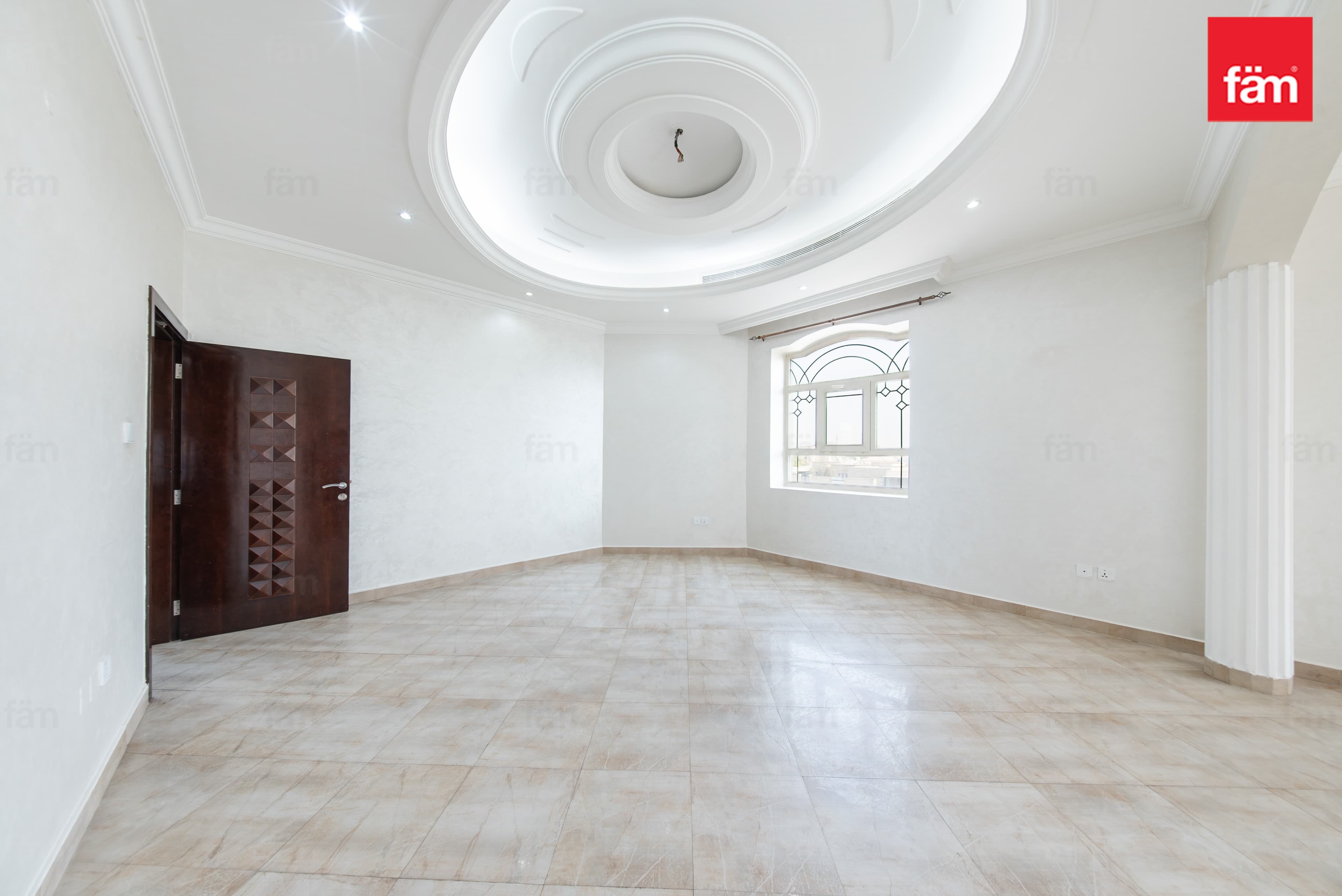5 bedroom villa in Al Barsha South 1, photograph 19 of 20