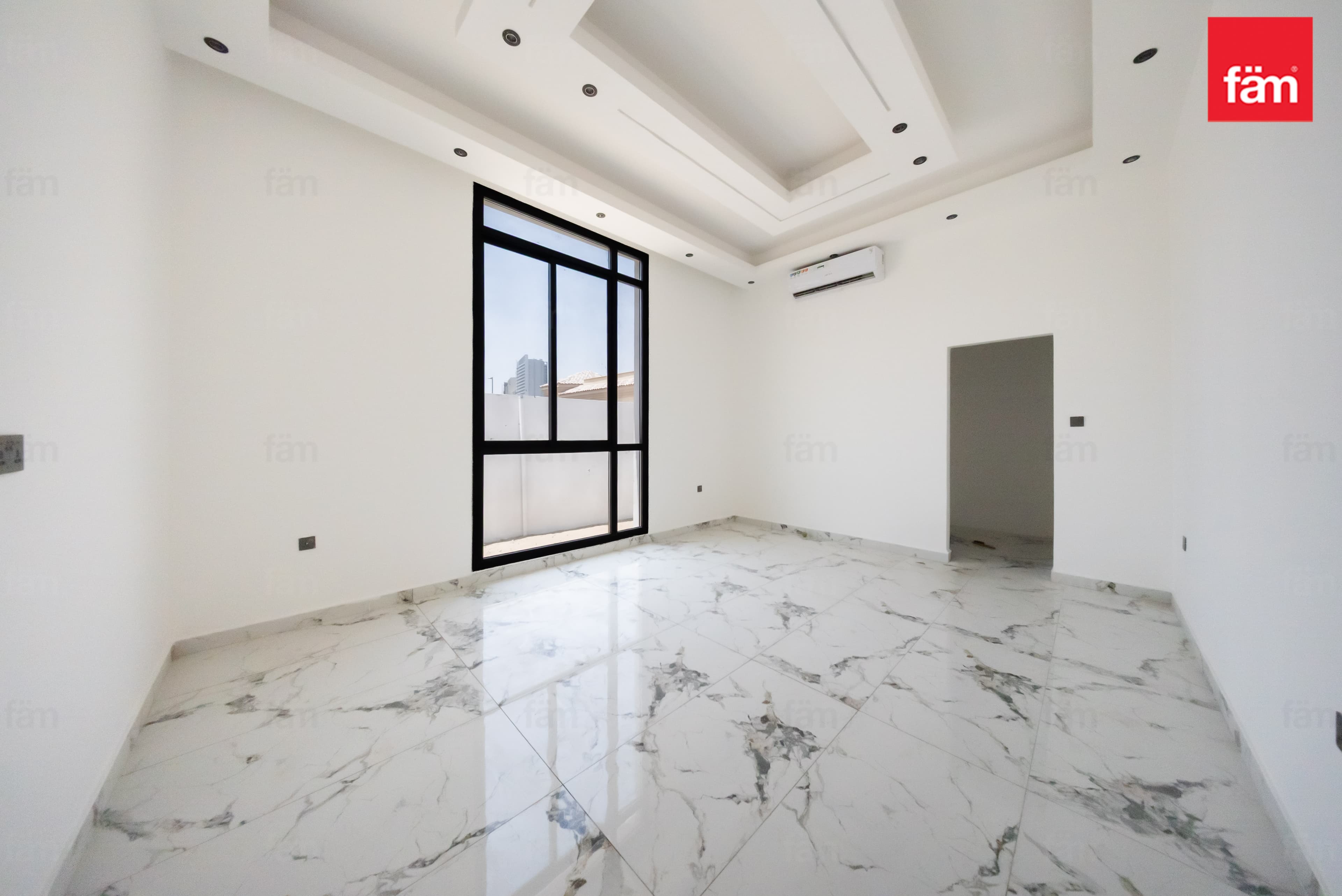 4 bedroom villa in Al Barsha South 2, photograph 6 of 20