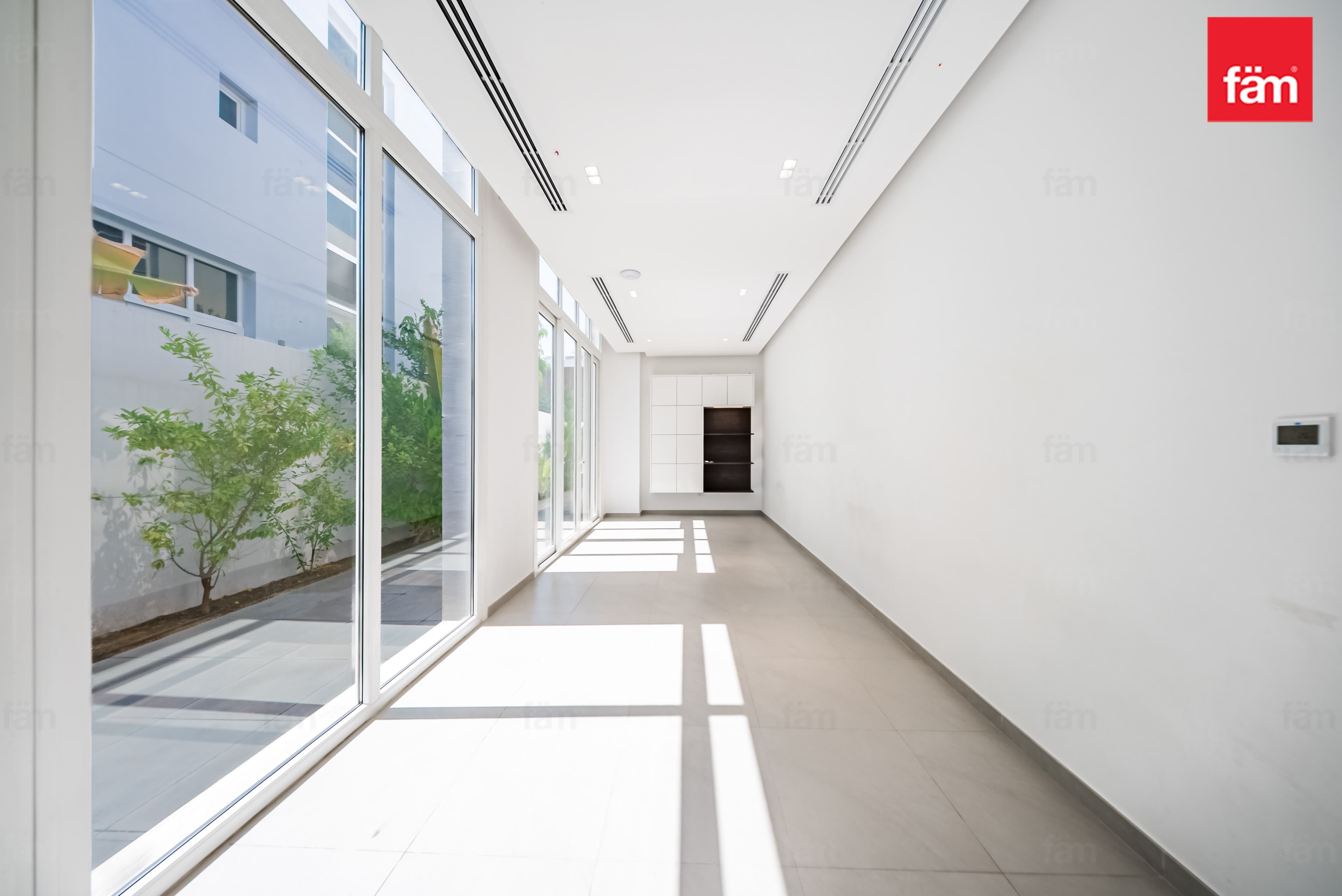 5 bedroom villa in Al Barsha South 2, photograph 11 of 20