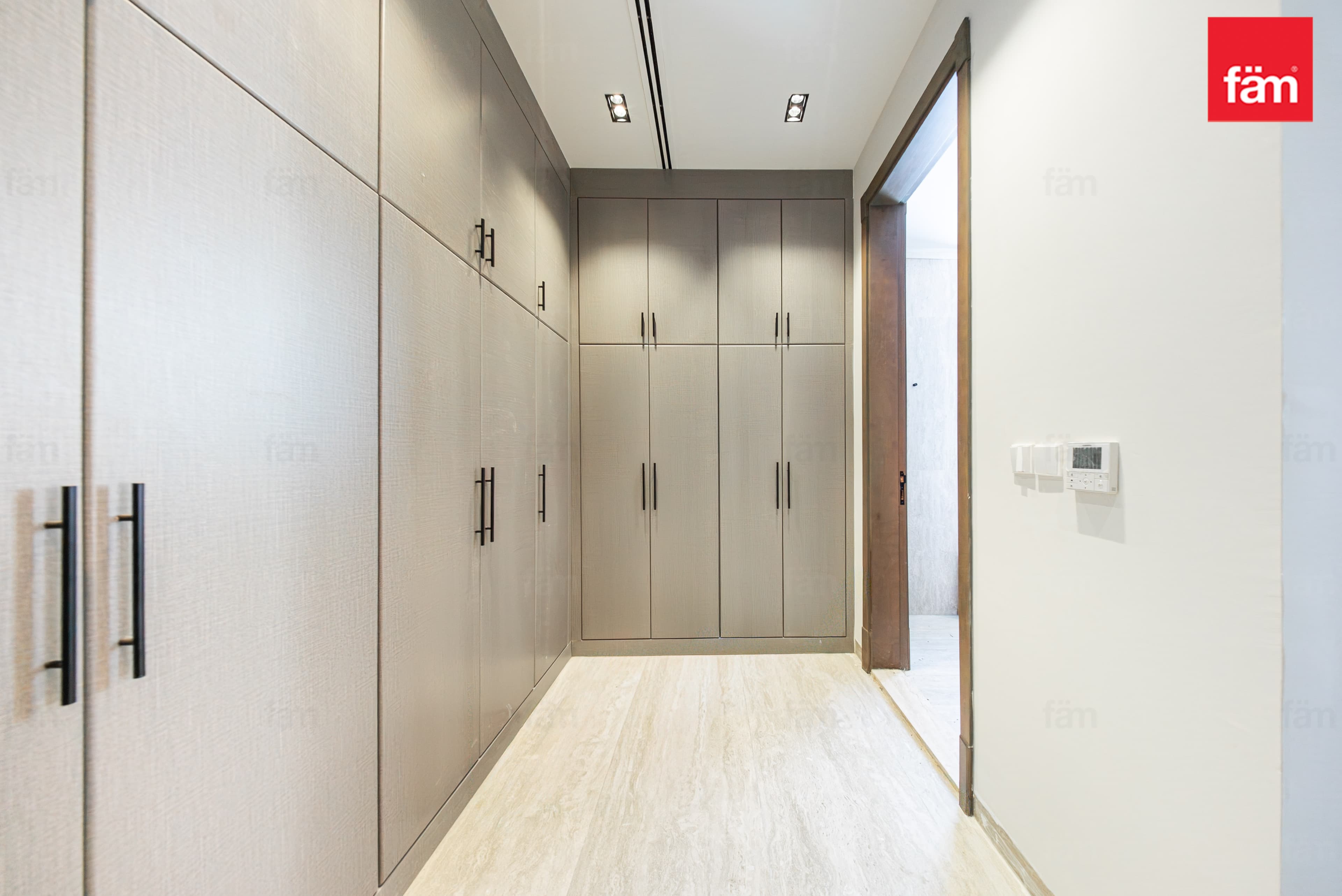 4 bedroom villa in Al Barsha South 2, photograph 18 of 20