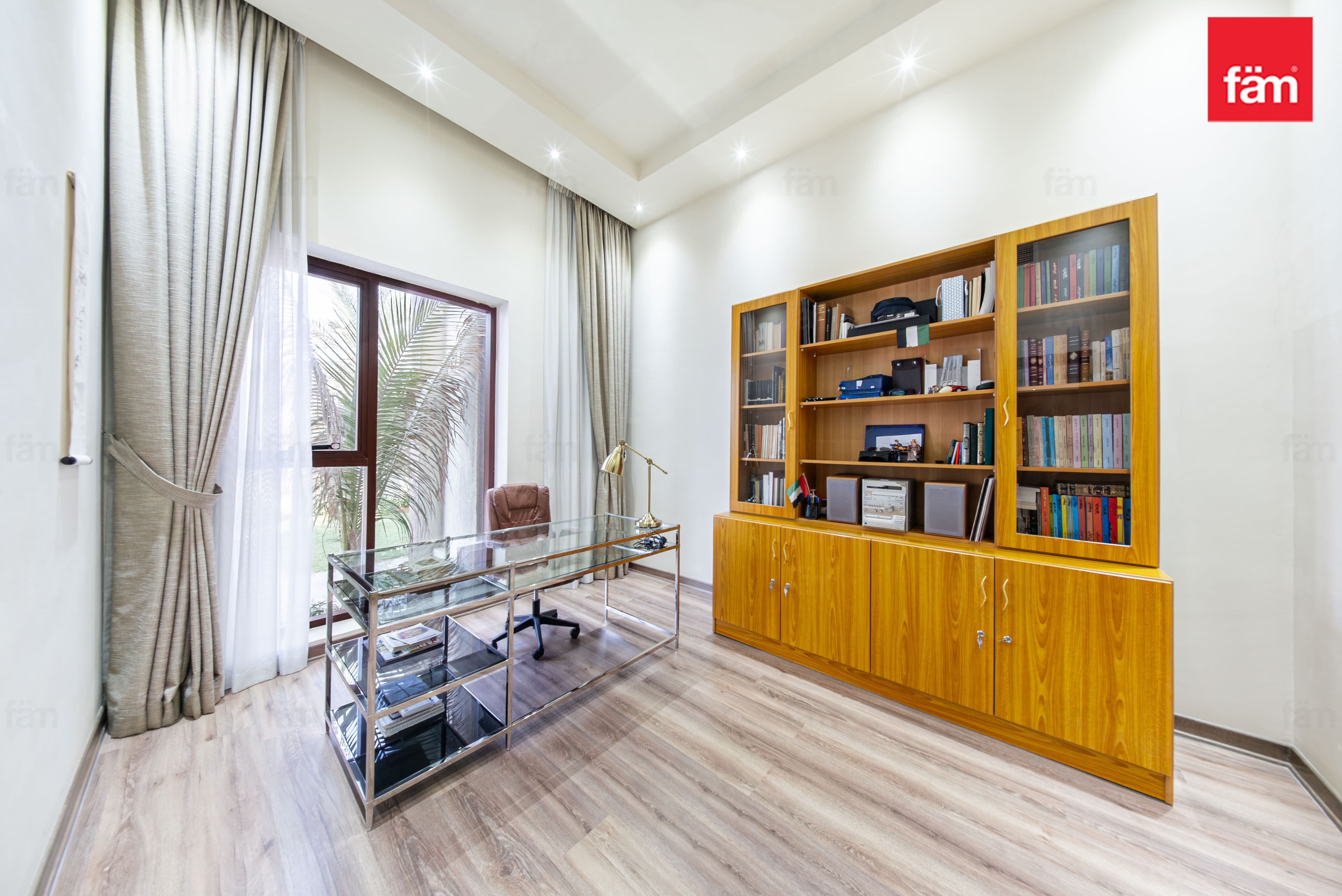 5 bedroom villa in Al Barsha South 2, photograph 16 of 20