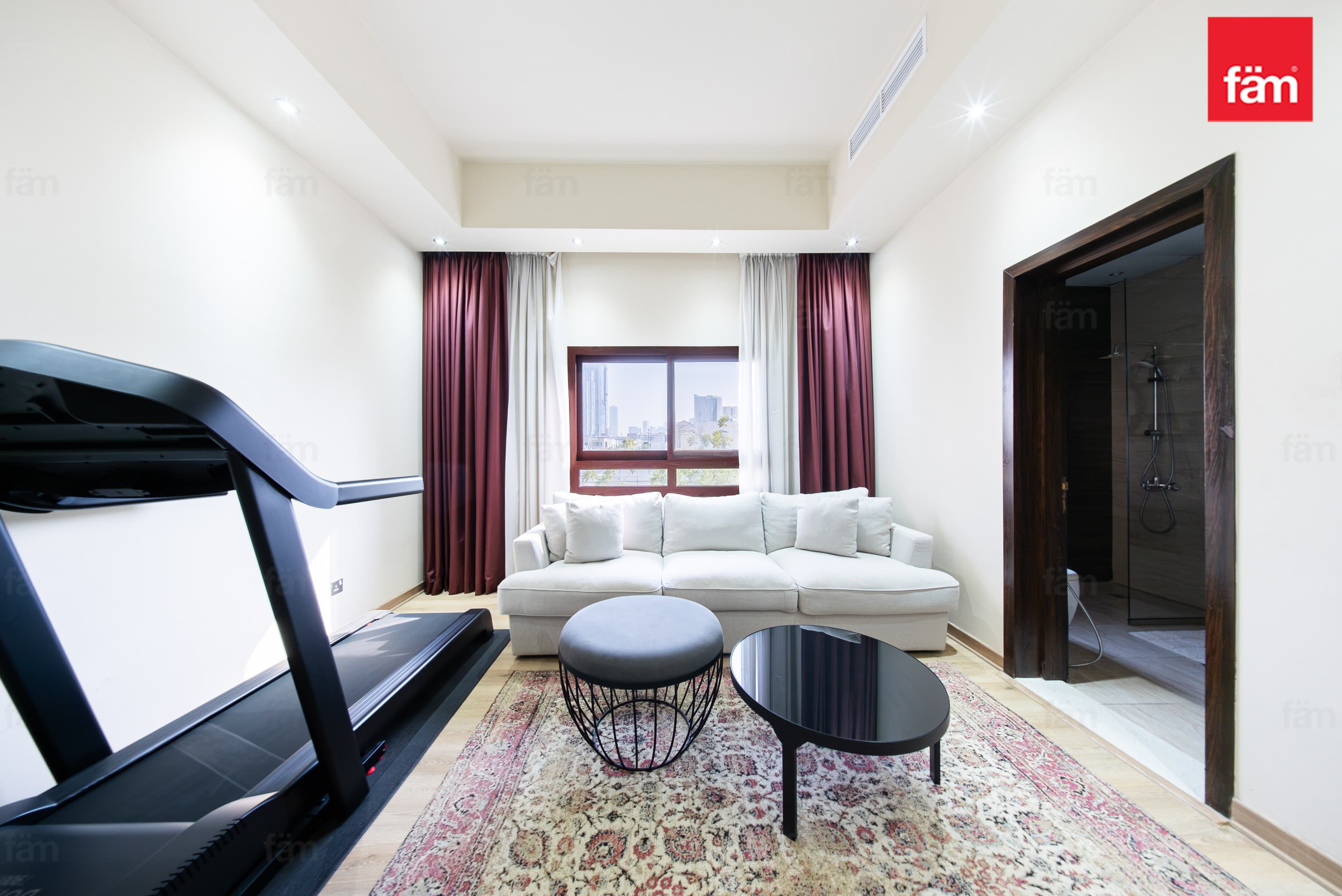 5 bedroom villa in Al Barsha South 2, photograph 13 of 20