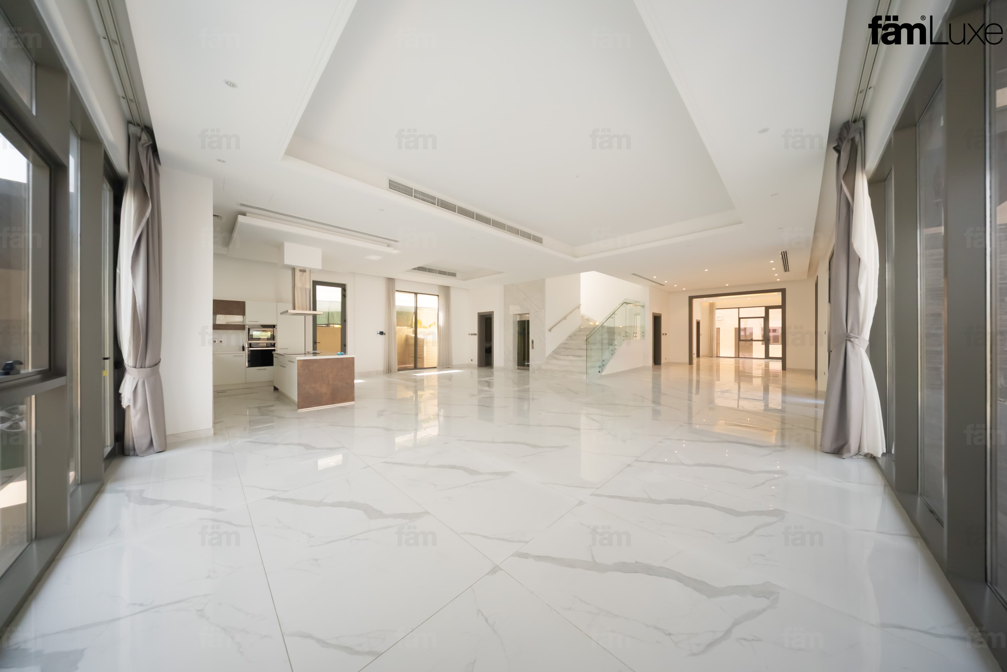 7 bedroom villa in Al Barsha South 2, photograph 8 of 20