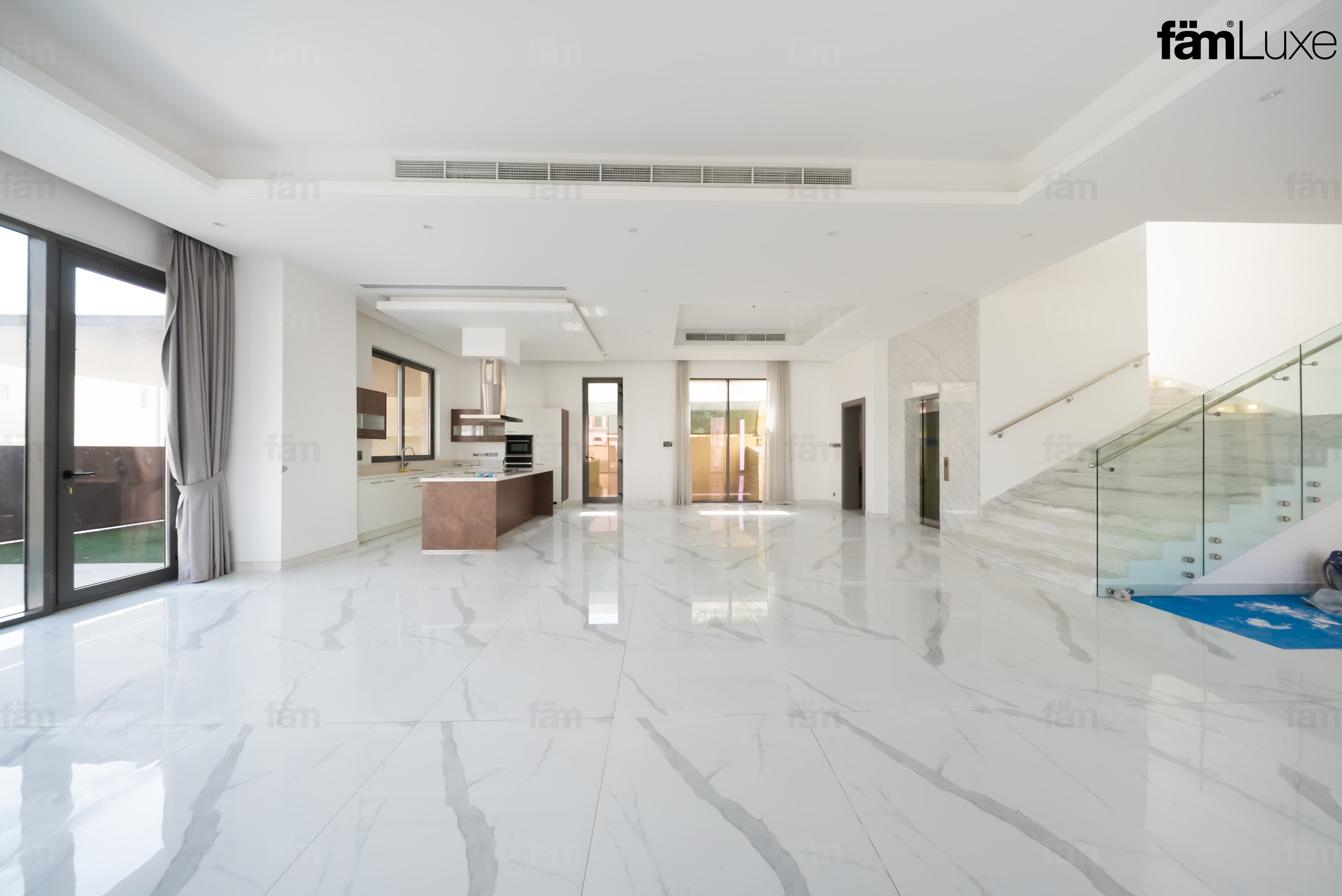 7 bedroom villa in Al Barsha South 2, photograph 17 of 20