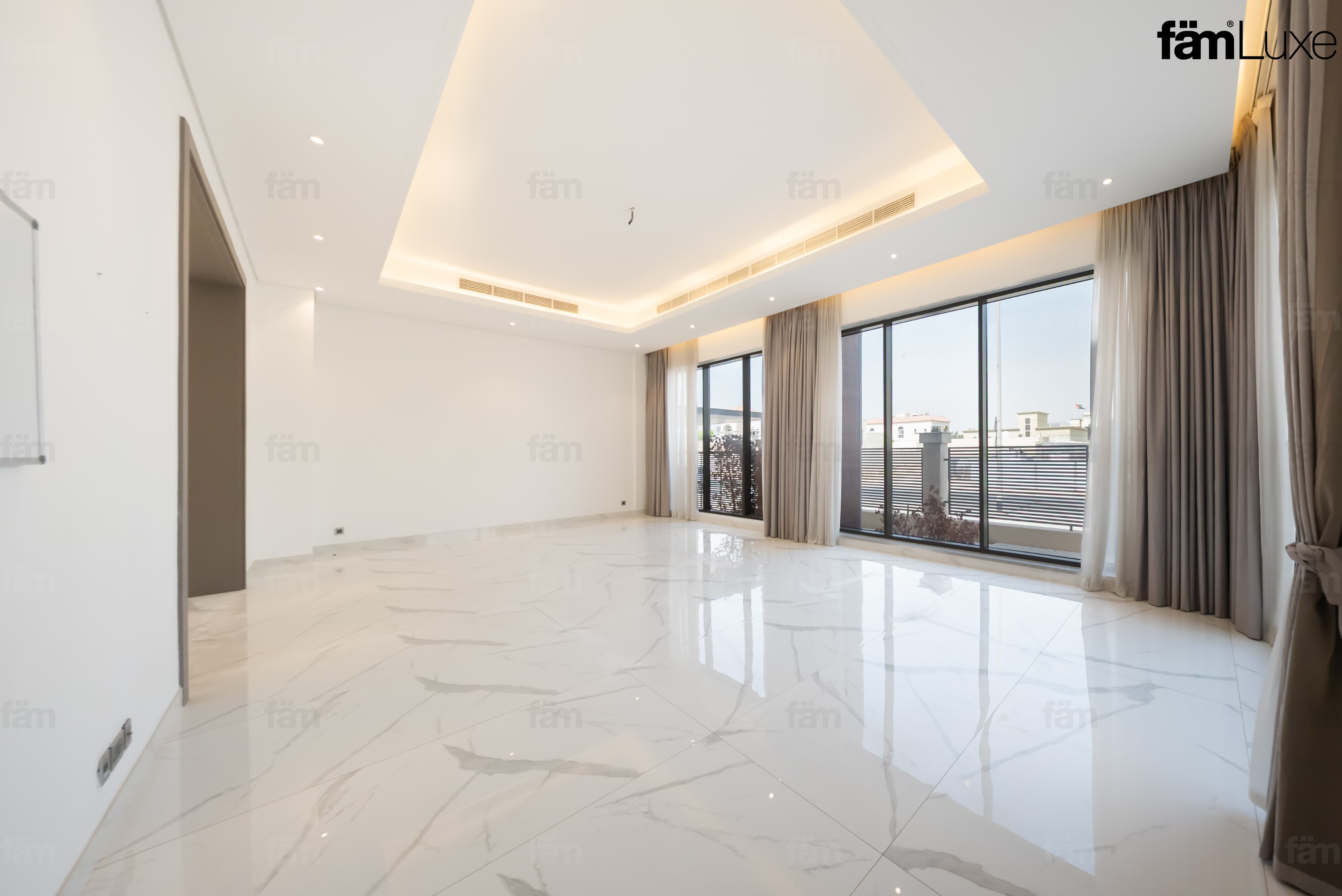 7 bedroom villa in Al Barsha South 2, photograph 12 of 20