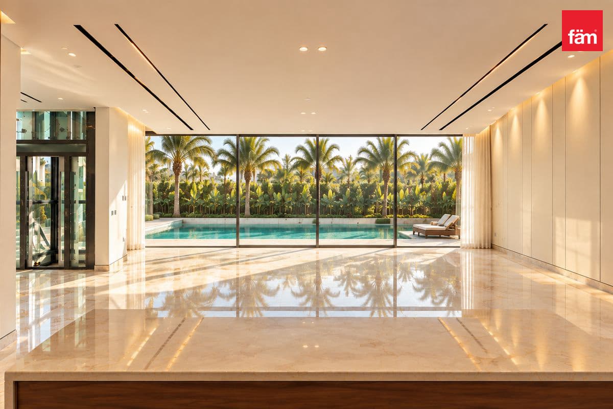 5 bedroom villa in Al Furjan West, photograph 2 of 15