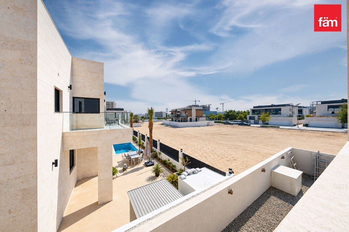 6 bedroom villa in Al Furjan West, photograph 17 of 20