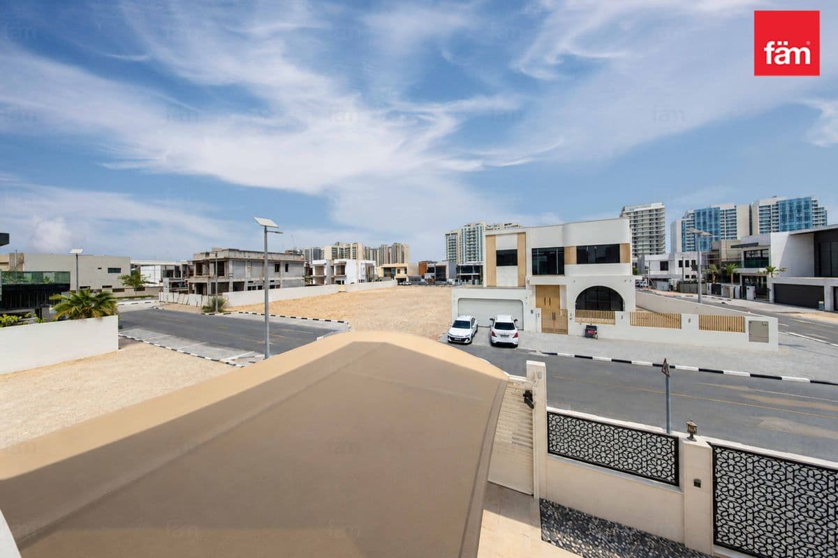 6 bedroom villa in Al Furjan West, photograph 16 of 20