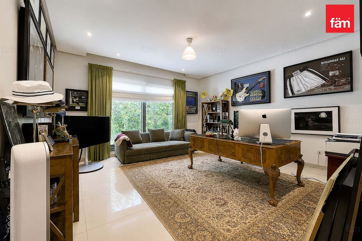 6 bedroom villa in Al Furjan West, photograph 6 of 20