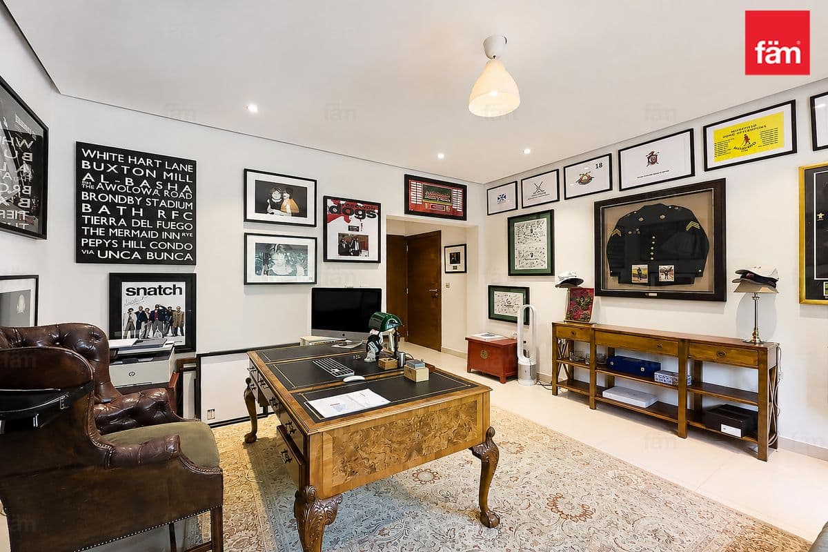 6 bedroom villa in Al Furjan West, photograph 8 of 20