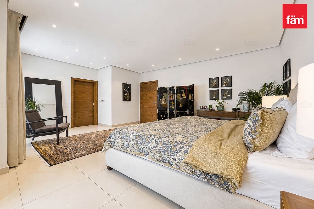 6 bedroom villa in Al Furjan West, photograph 12 of 20