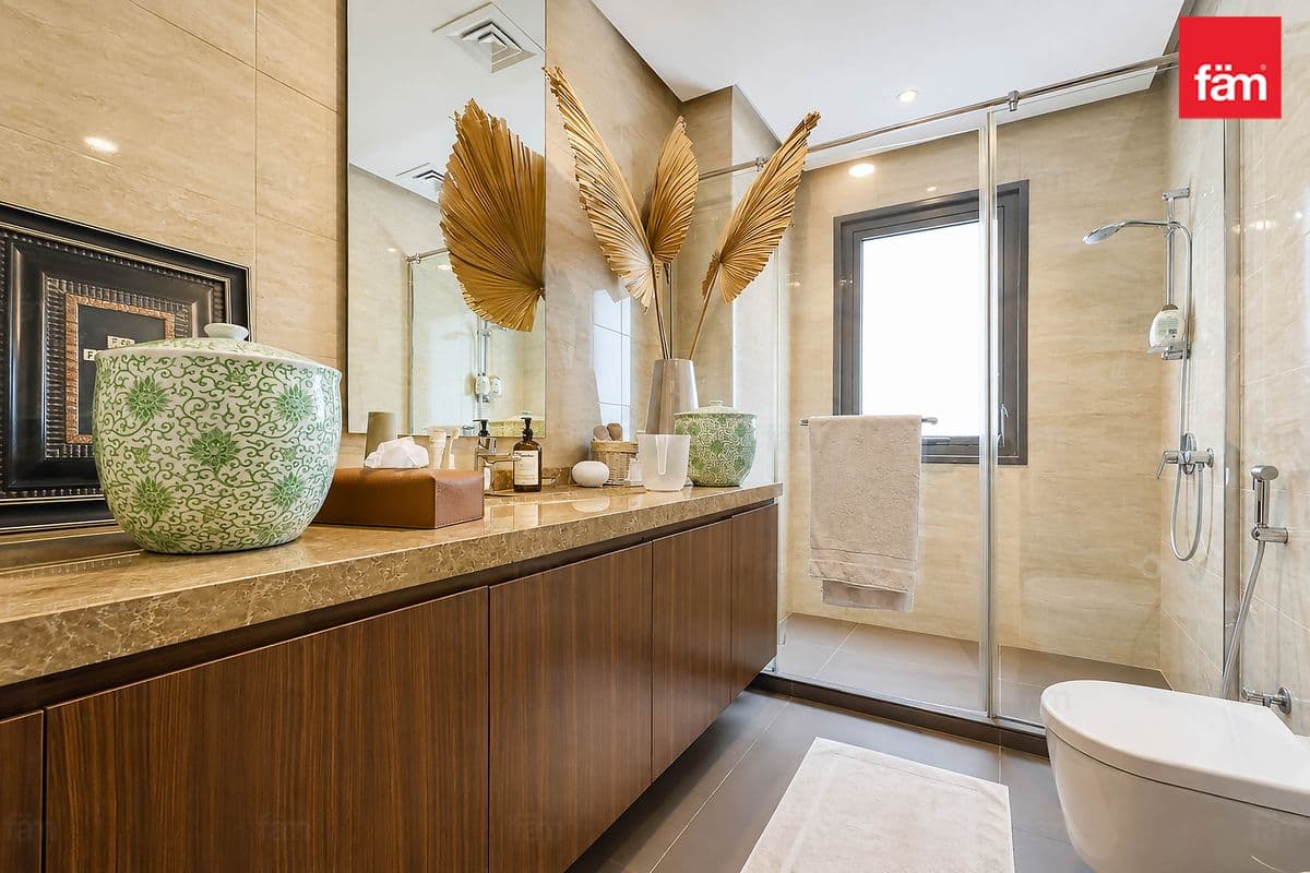 6 bedroom villa in Al Furjan West, photograph 17 of 20