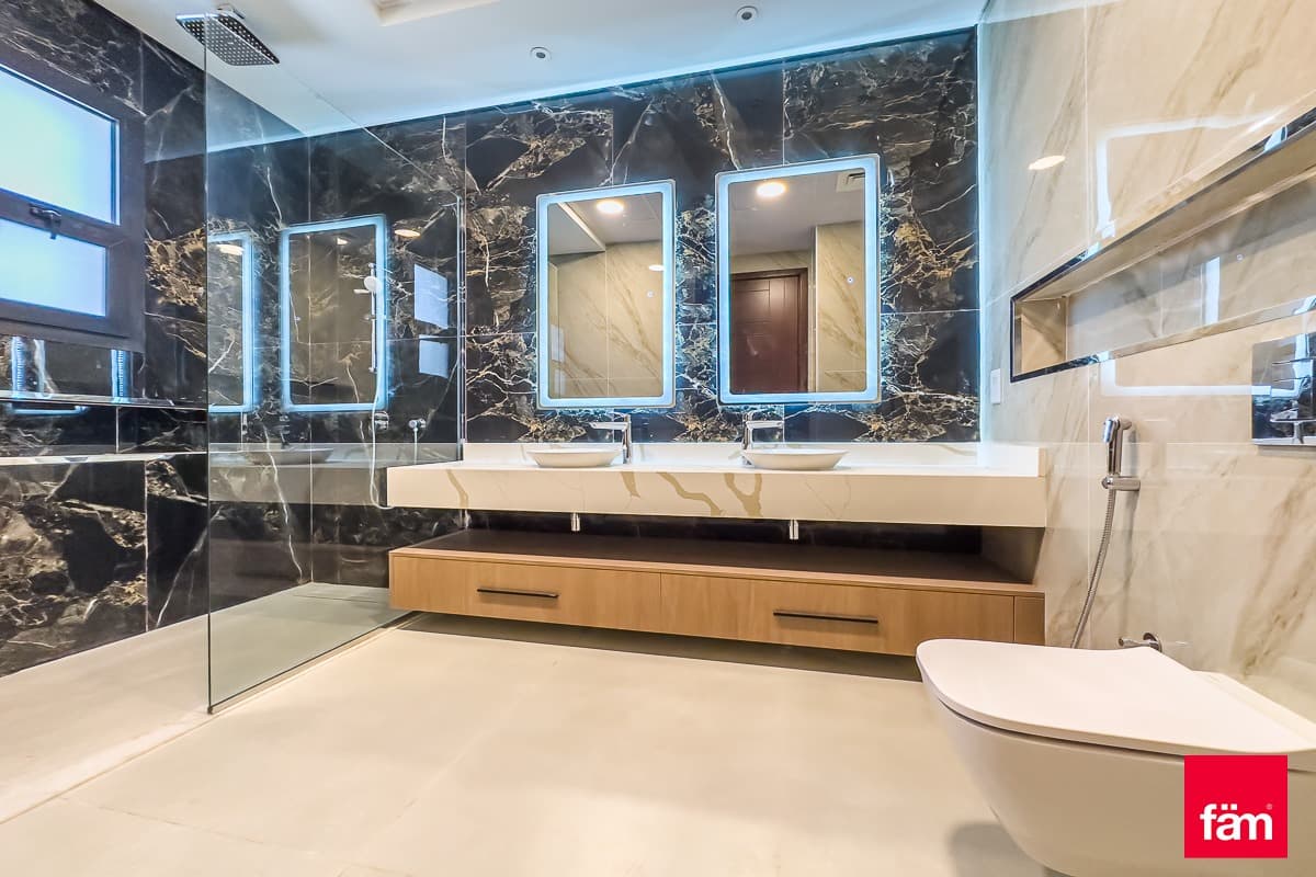 5 bedroom villa in Al Furjan West, photograph 6 of 20