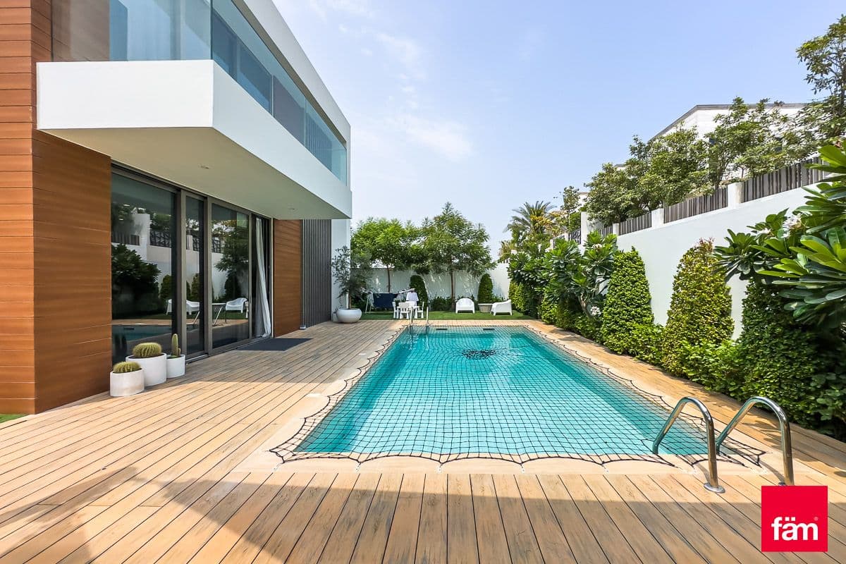 6 bedroom villa in Al Furjan West, photograph 11 of 20
