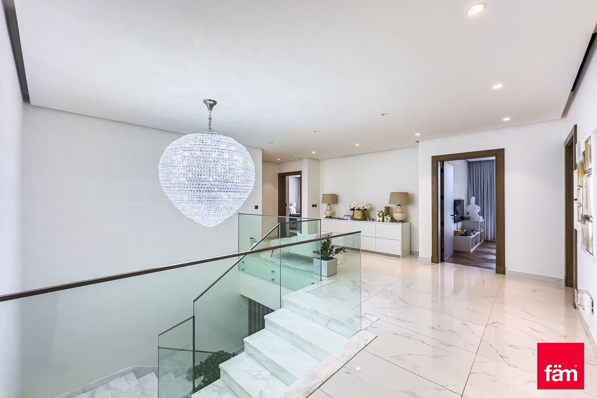 6 bedroom villa in Al Furjan West, photograph 14 of 20