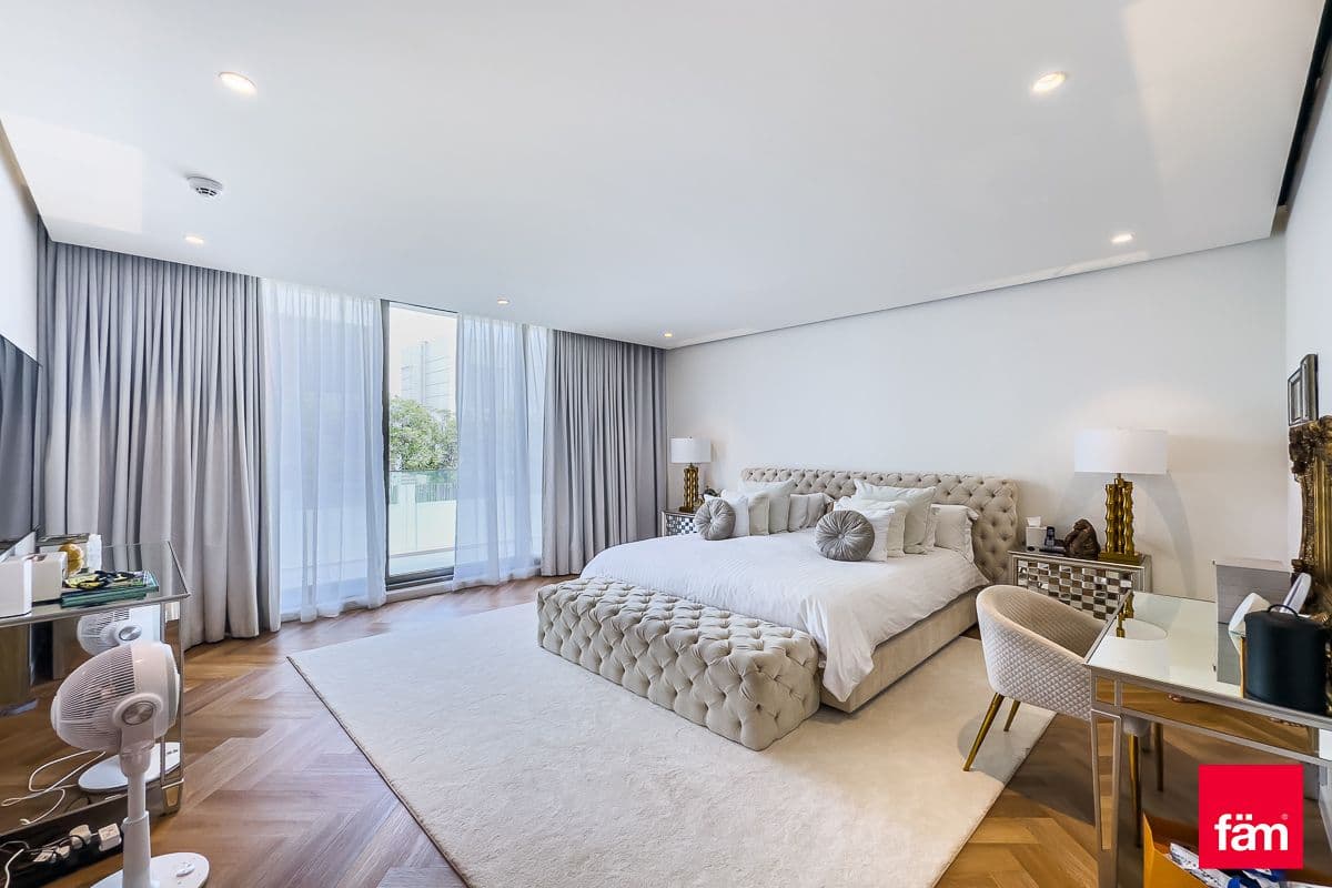 6 bedroom villa in Al Furjan West, photograph 19 of 20