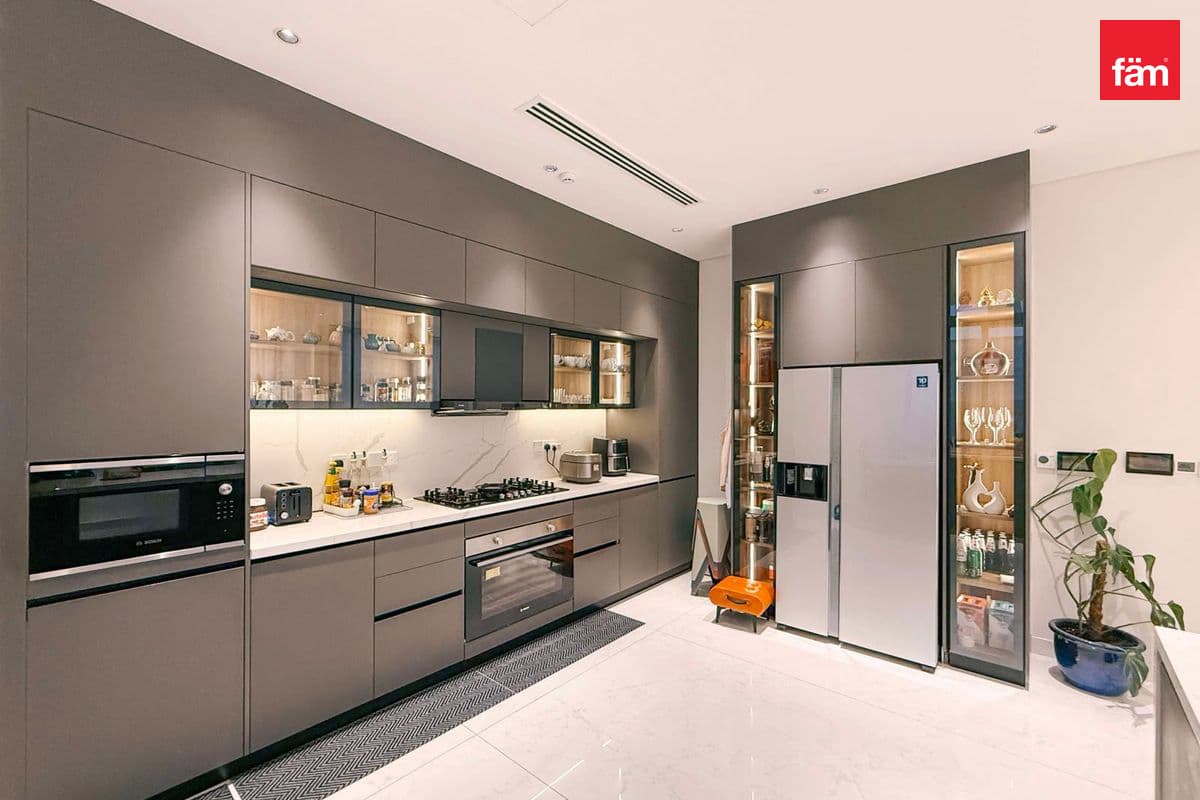 5 bedroom villa in Al Furjan West, photograph 17 of 20