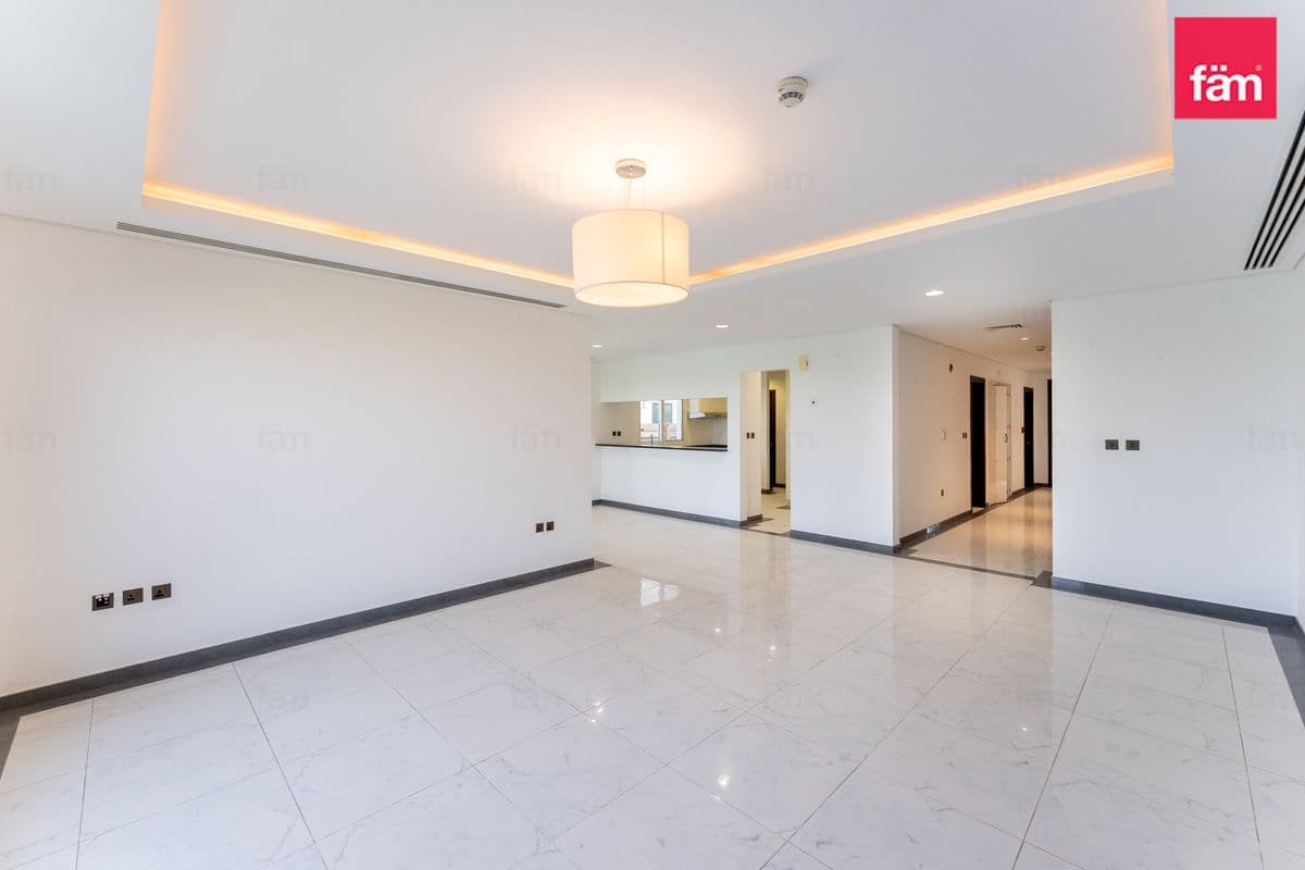 4 bedroom villa in Al Habtoor Polo Resort & Club, photograph 13 of 20