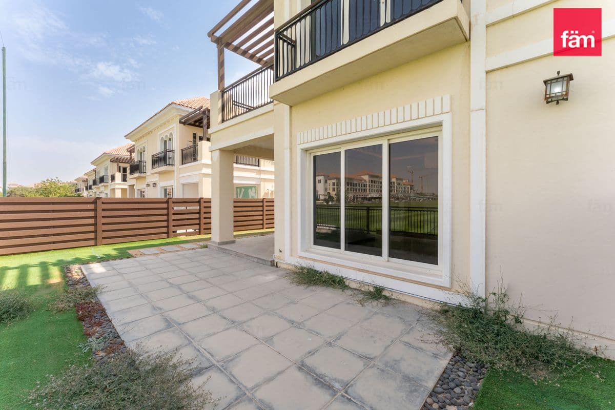 4 bedroom villa in Al Habtoor Polo Resort & Club, photograph 8 of 20