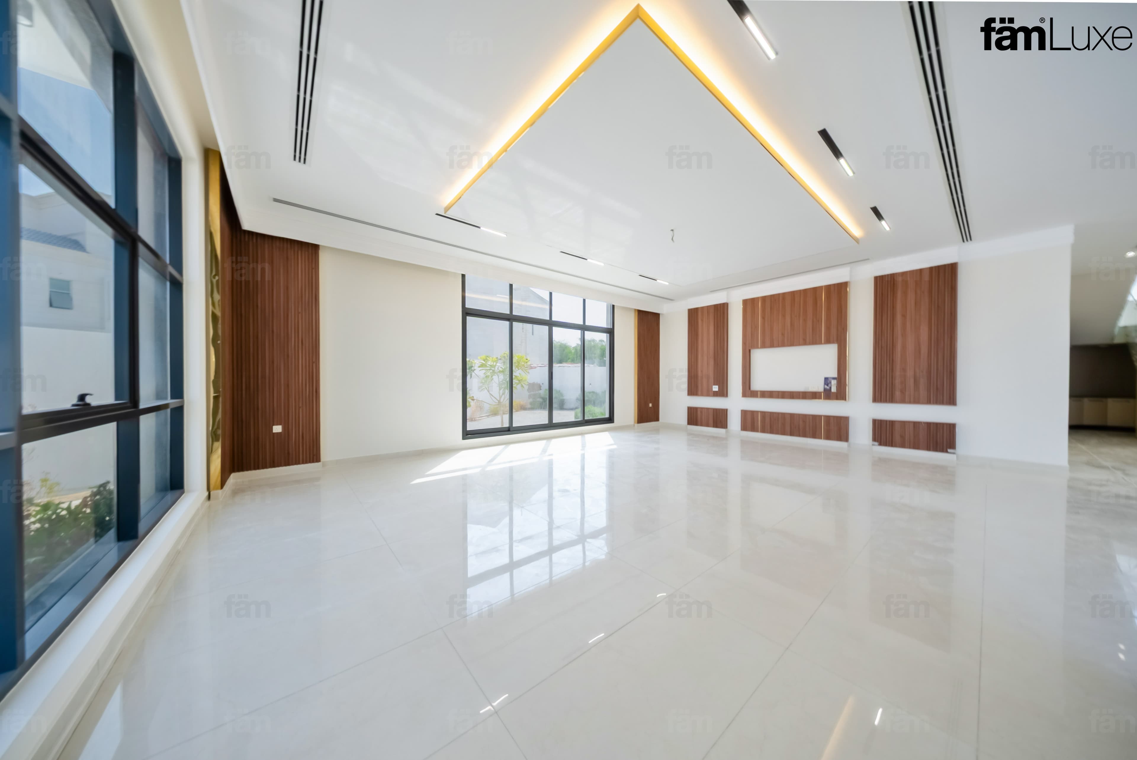 5 bedroom villa in Al Quoz 2, photograph 9 of 20