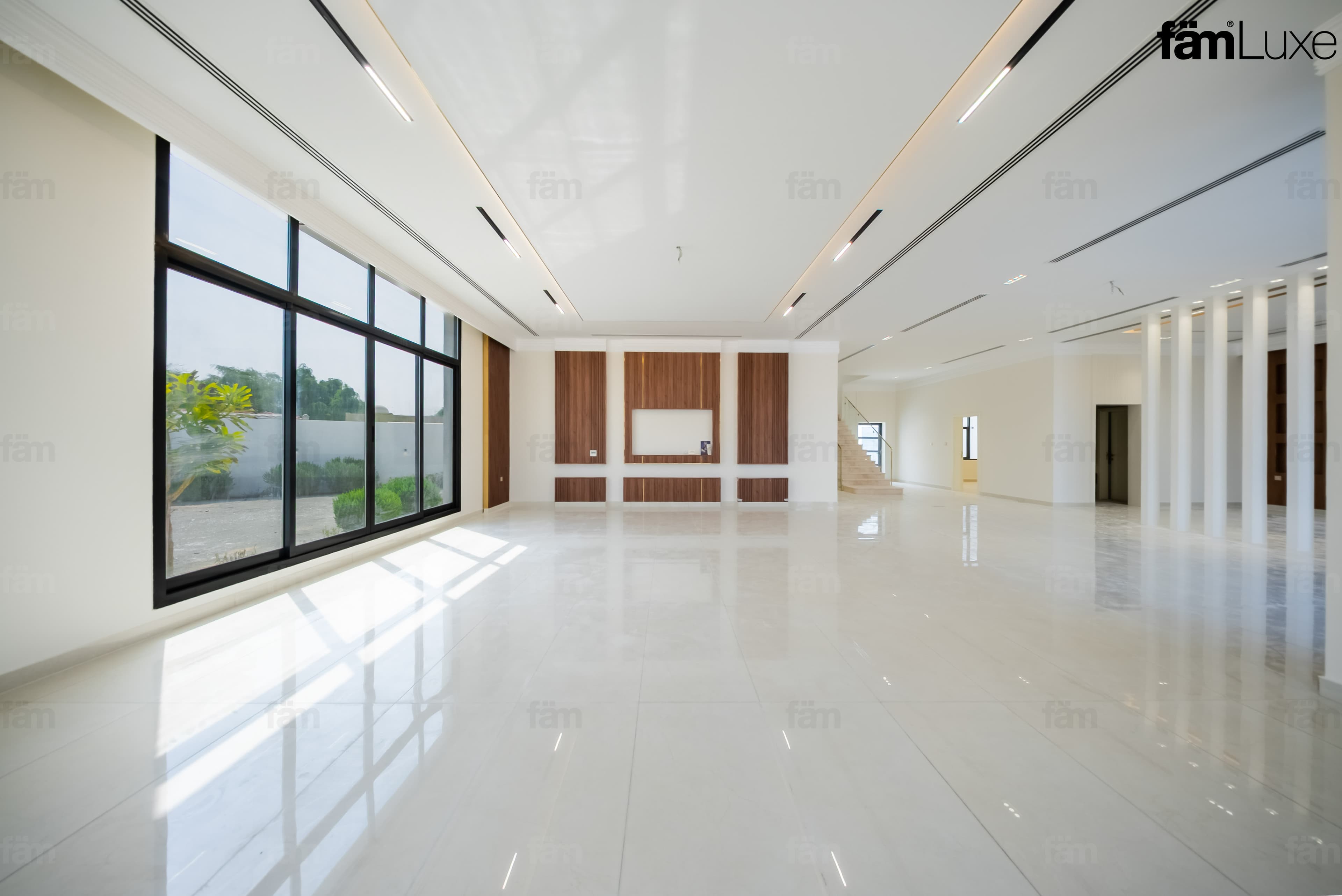 5 bedroom villa in Al Quoz 2, photograph 4 of 20