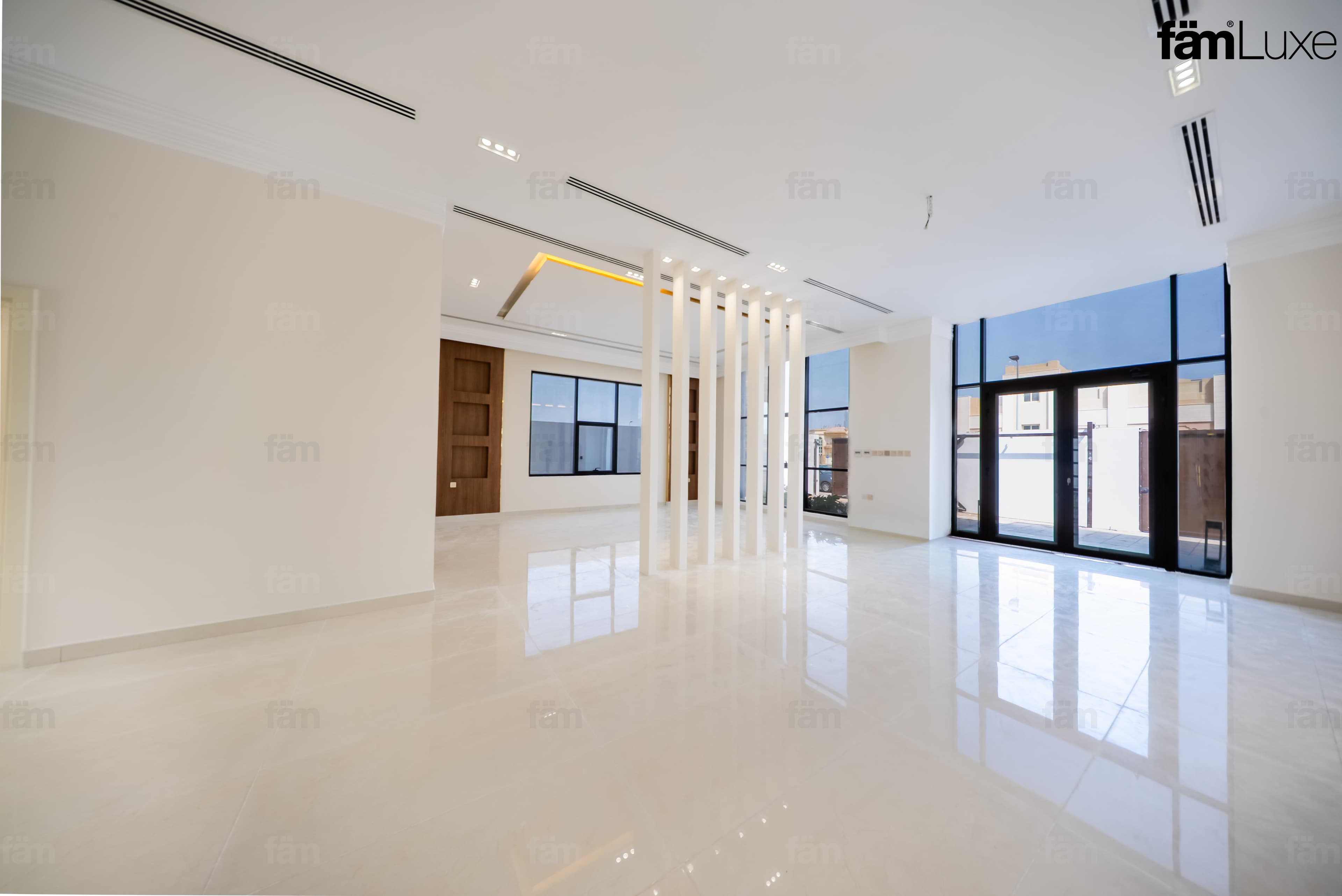 5 bedroom villa in Al Quoz 2, photograph 12 of 20