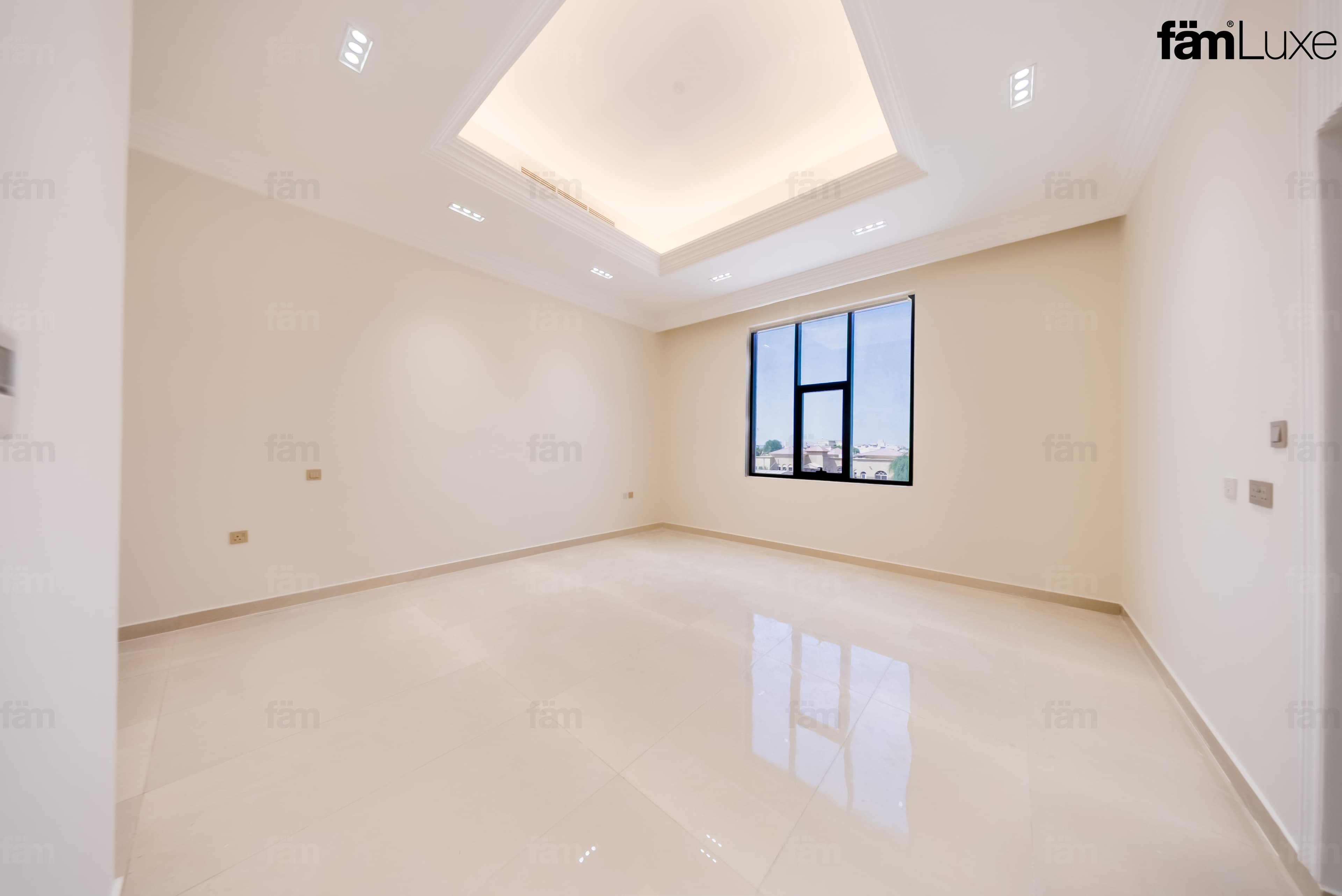 5 bedroom villa in Al Quoz 2, photograph 15 of 20