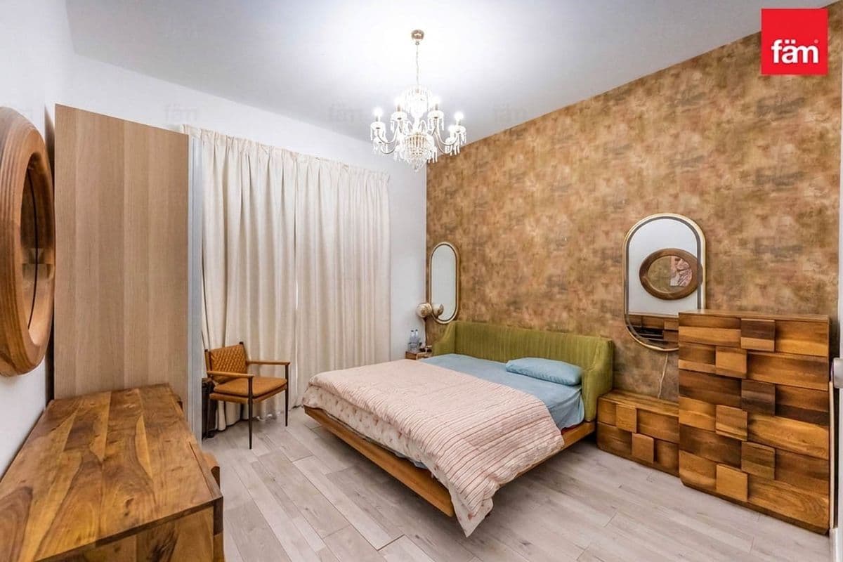 4 bedroom villa in Al Salam Townhouses, photograph 12 of 20